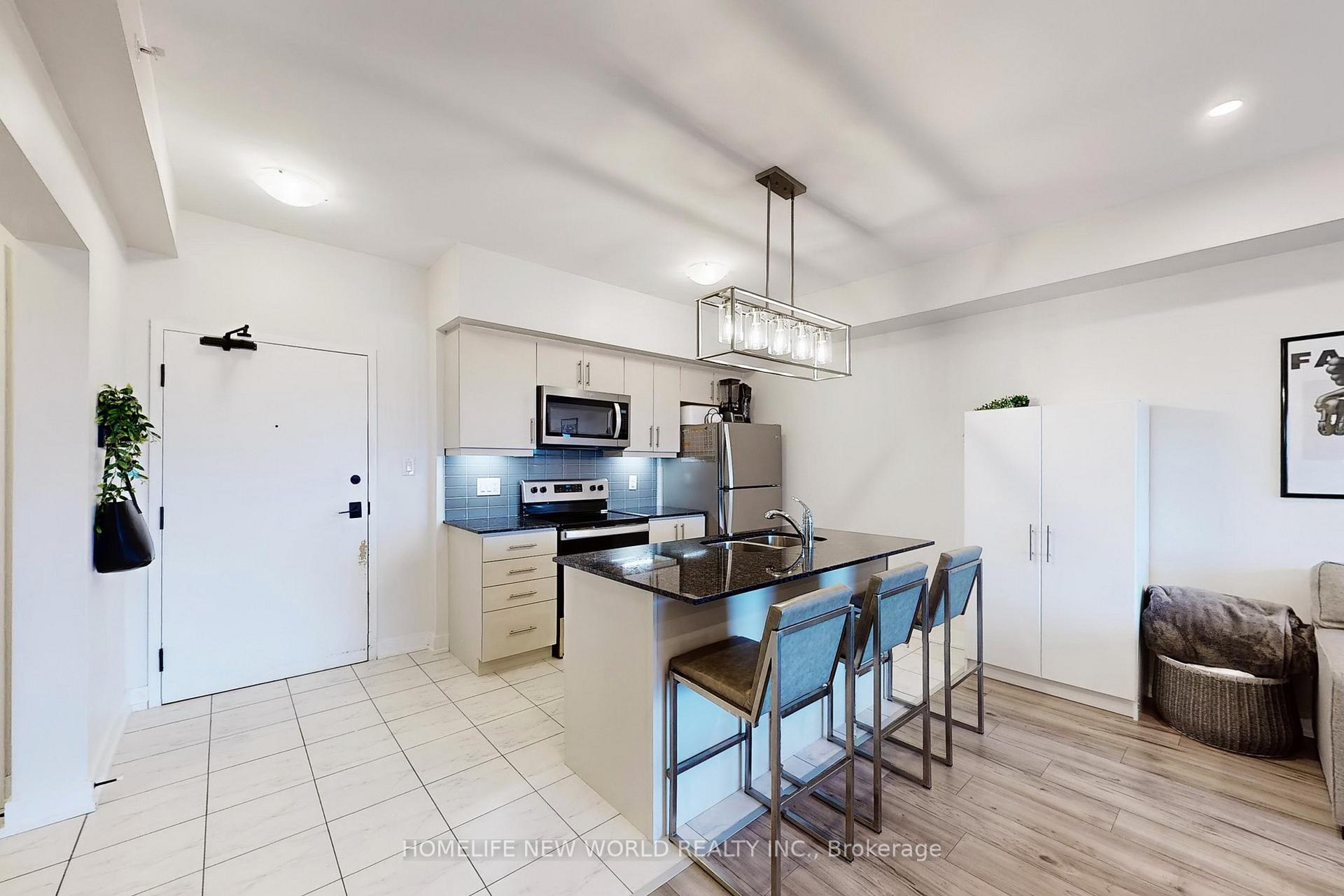 Photo 12 of Unit 512, 4 Spice Way, Barrie, Rural Barrie Southeast — HOMEH