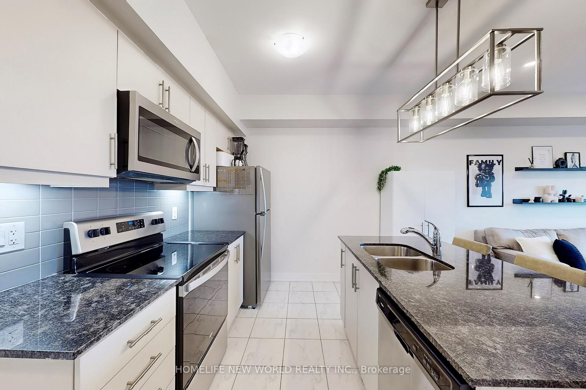 Photo 14 of Unit 512, 4 Spice Way, Barrie, Rural Barrie Southeast — HOMEH