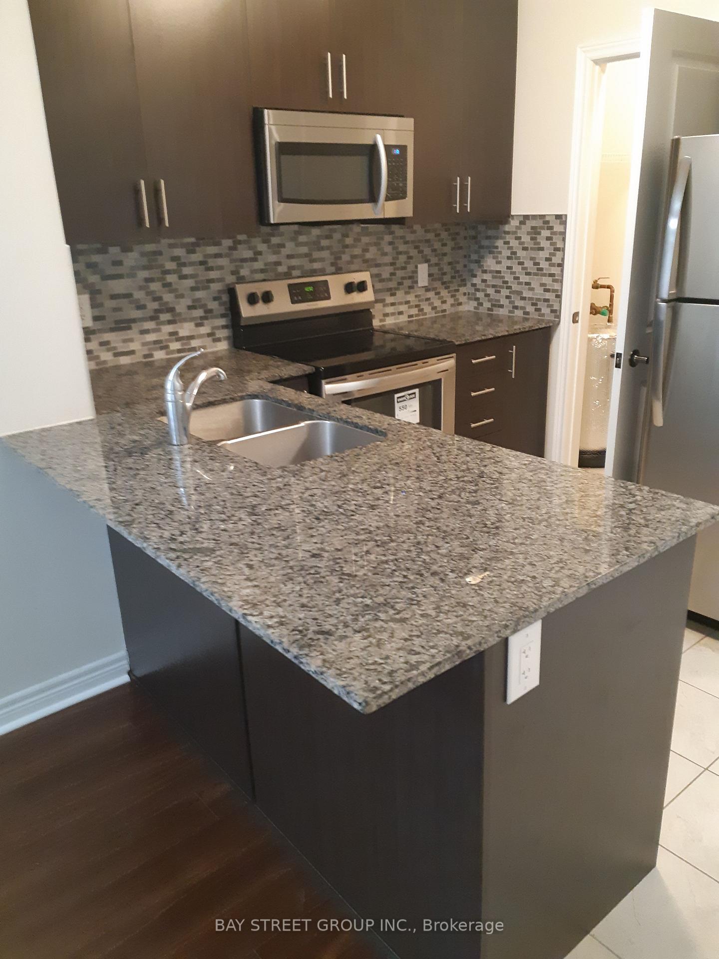 Photo 4 of Unit 305, 7325 Markham Road, Markham, Cedarwood — HOMEH