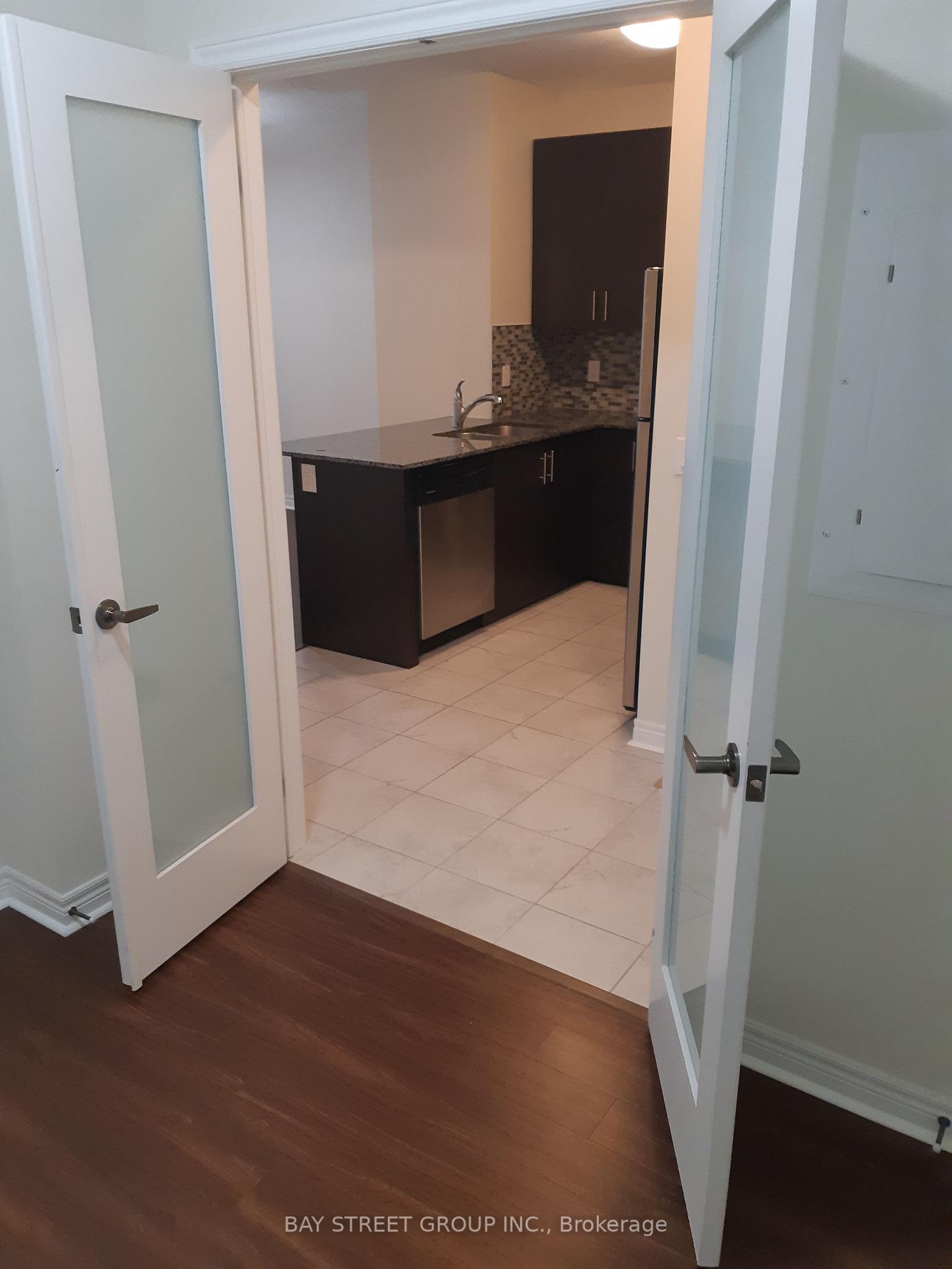 Photo 7 of Unit 305, 7325 Markham Road, Markham, Cedarwood — HOMEH