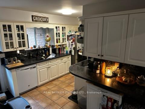 Photo 4 of Unit Upper Unit, 26 Concession Street E, Clarington, Bowmanville — HOMEH