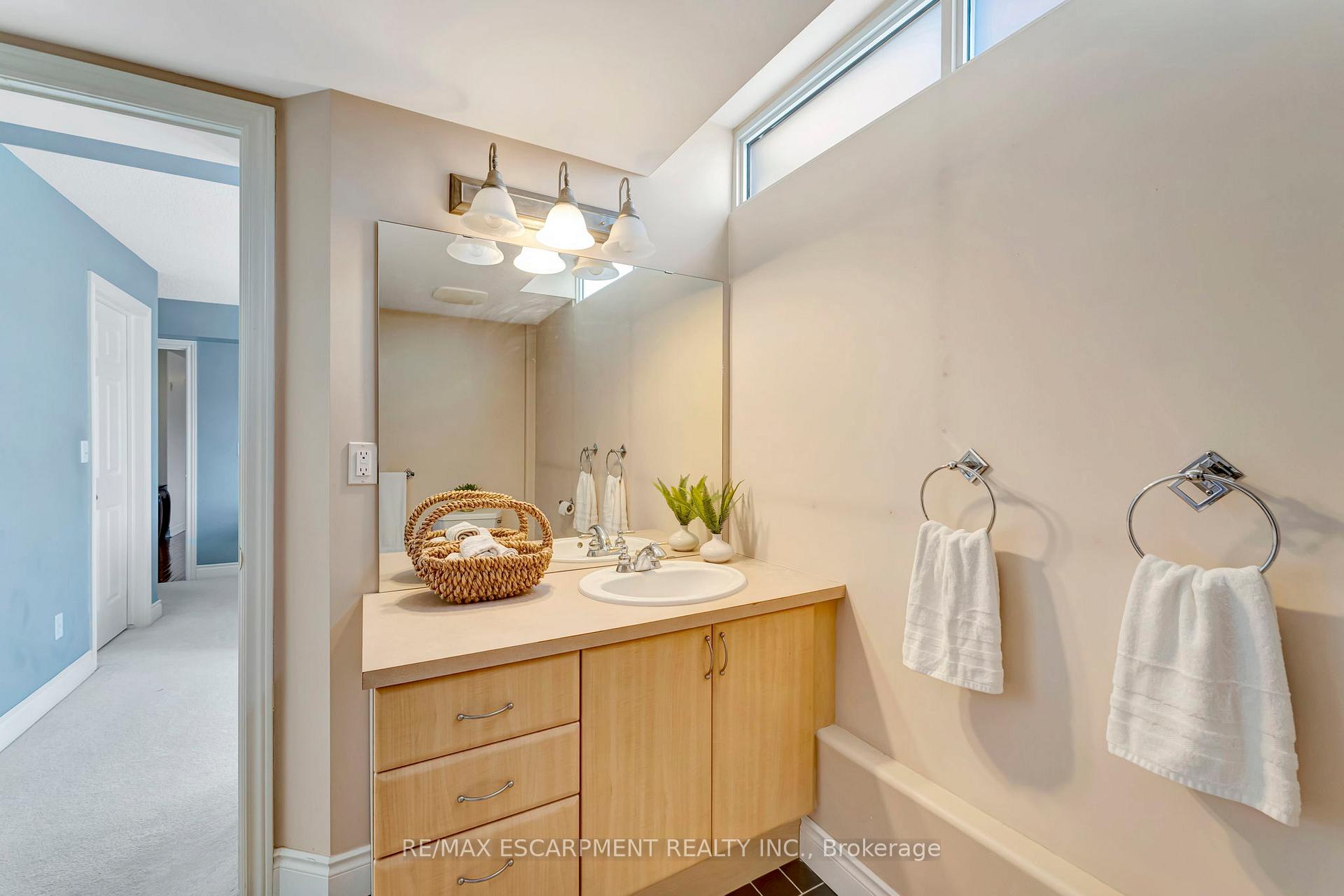Photo 22 of Unit 506, 1770 Main Street W, Hamilton, Ainslie Wood — HOMEH