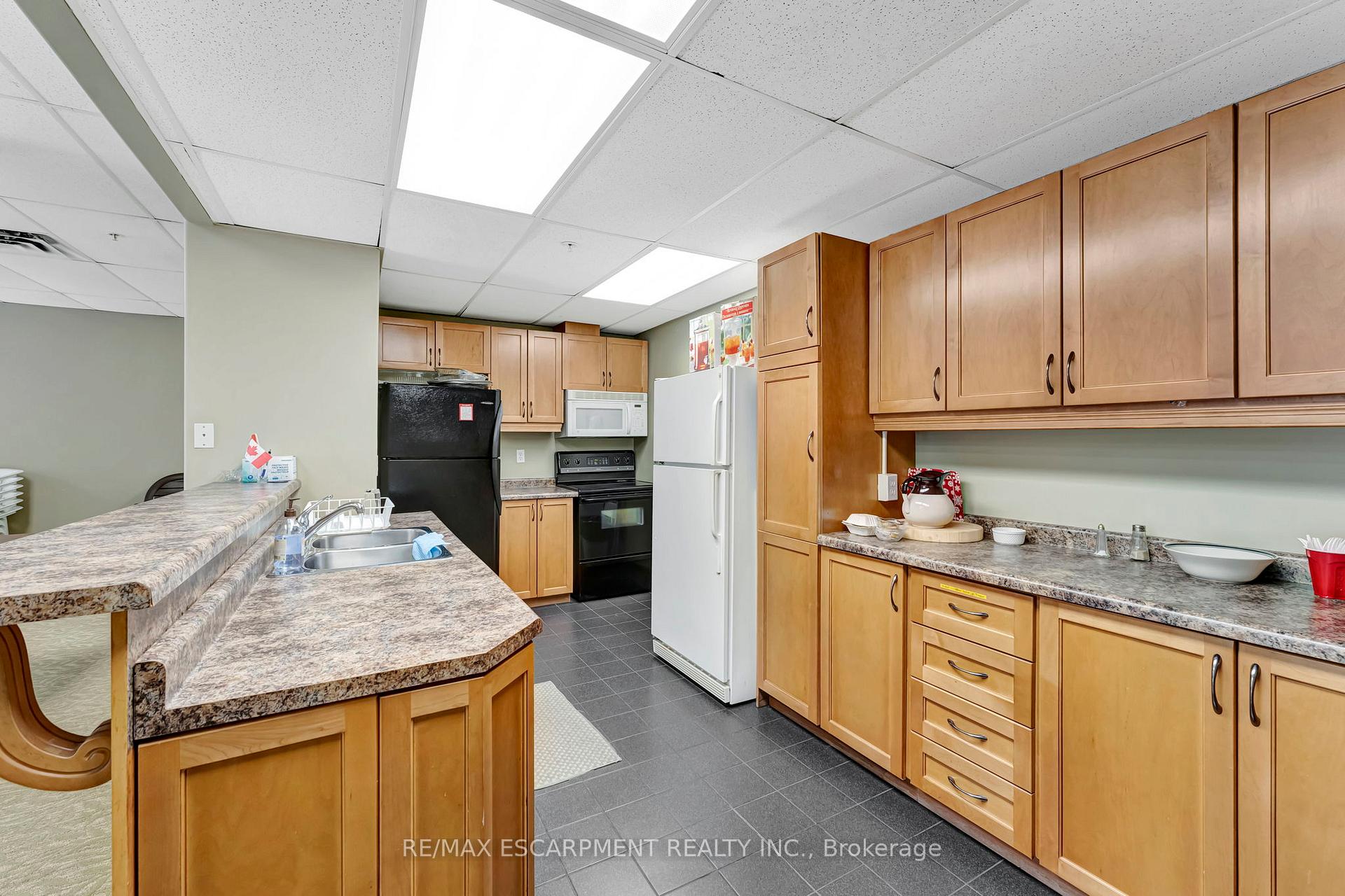 Photo 29 of Unit 506, 1770 Main Street W, Hamilton, Ainslie Wood — HOMEH
