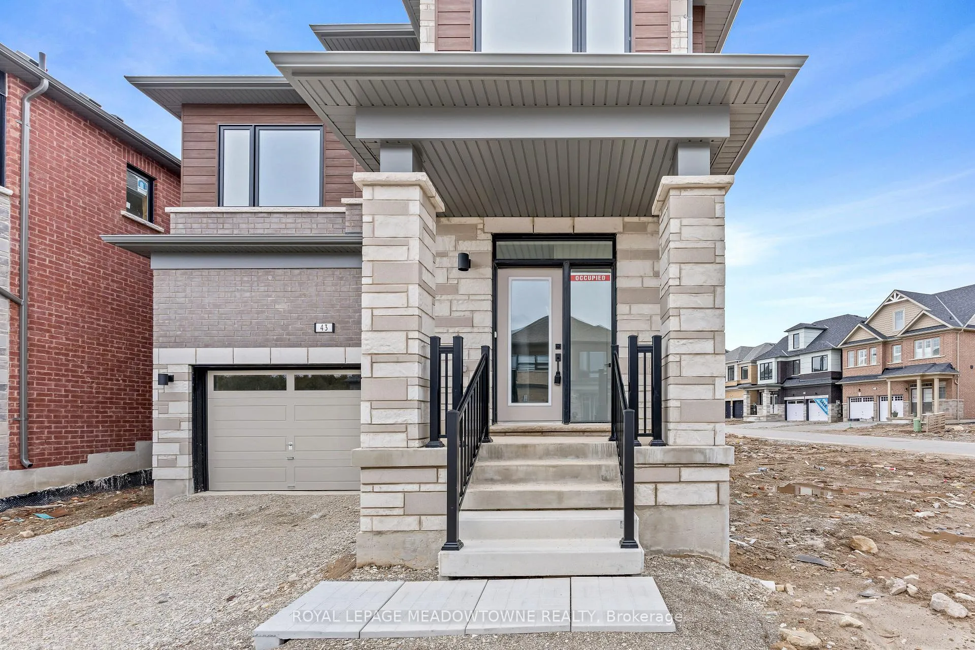 Photo 3 of 43 Henshaw Drive, Erin, Rural Erin — HOMEH