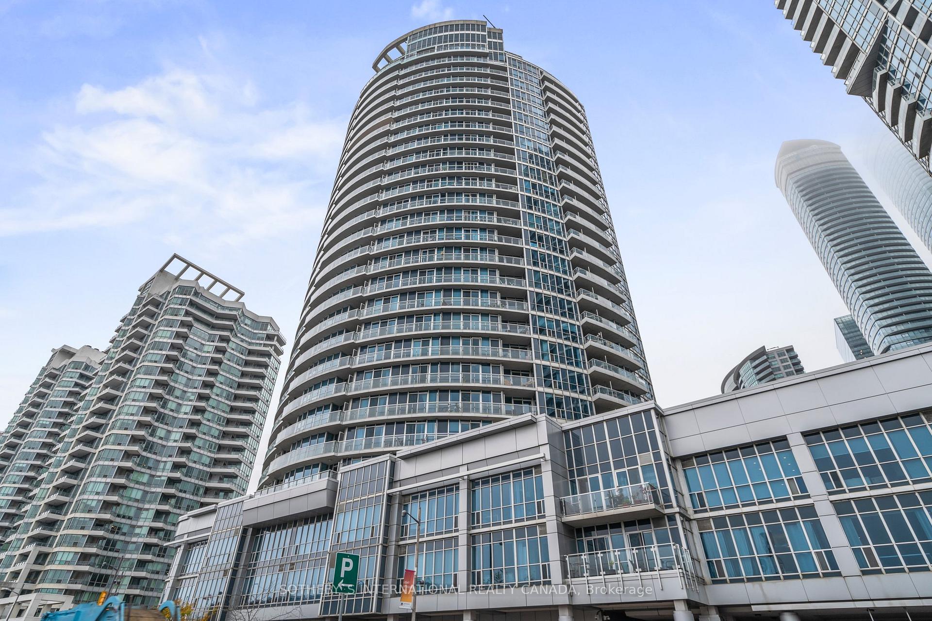 Front of Unit 2502, 218 Queens Quay W