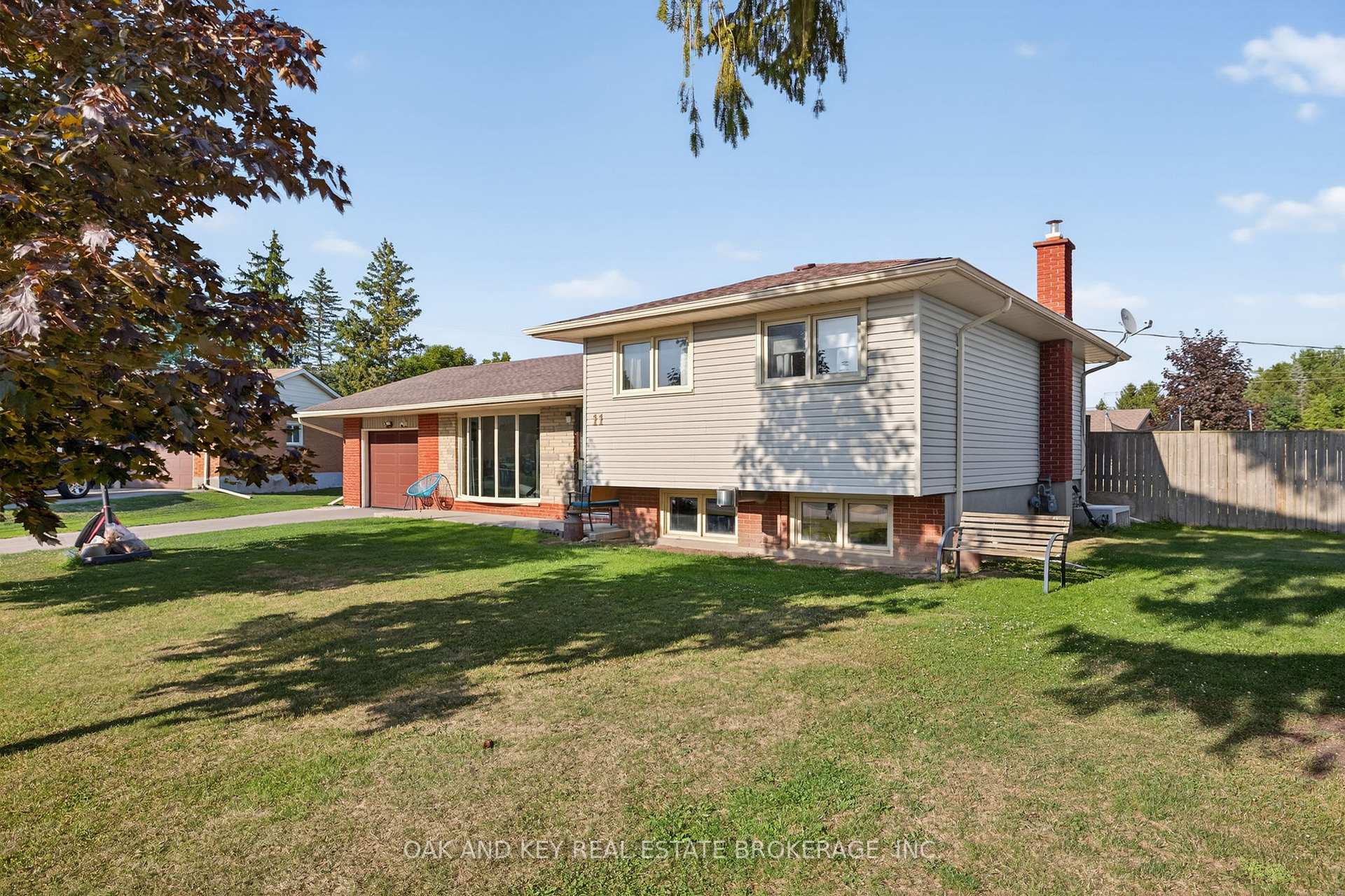 Photo 1 of 10103 Lynhurst Park Drive, Central Elgin, Lynhurst — HOMEH