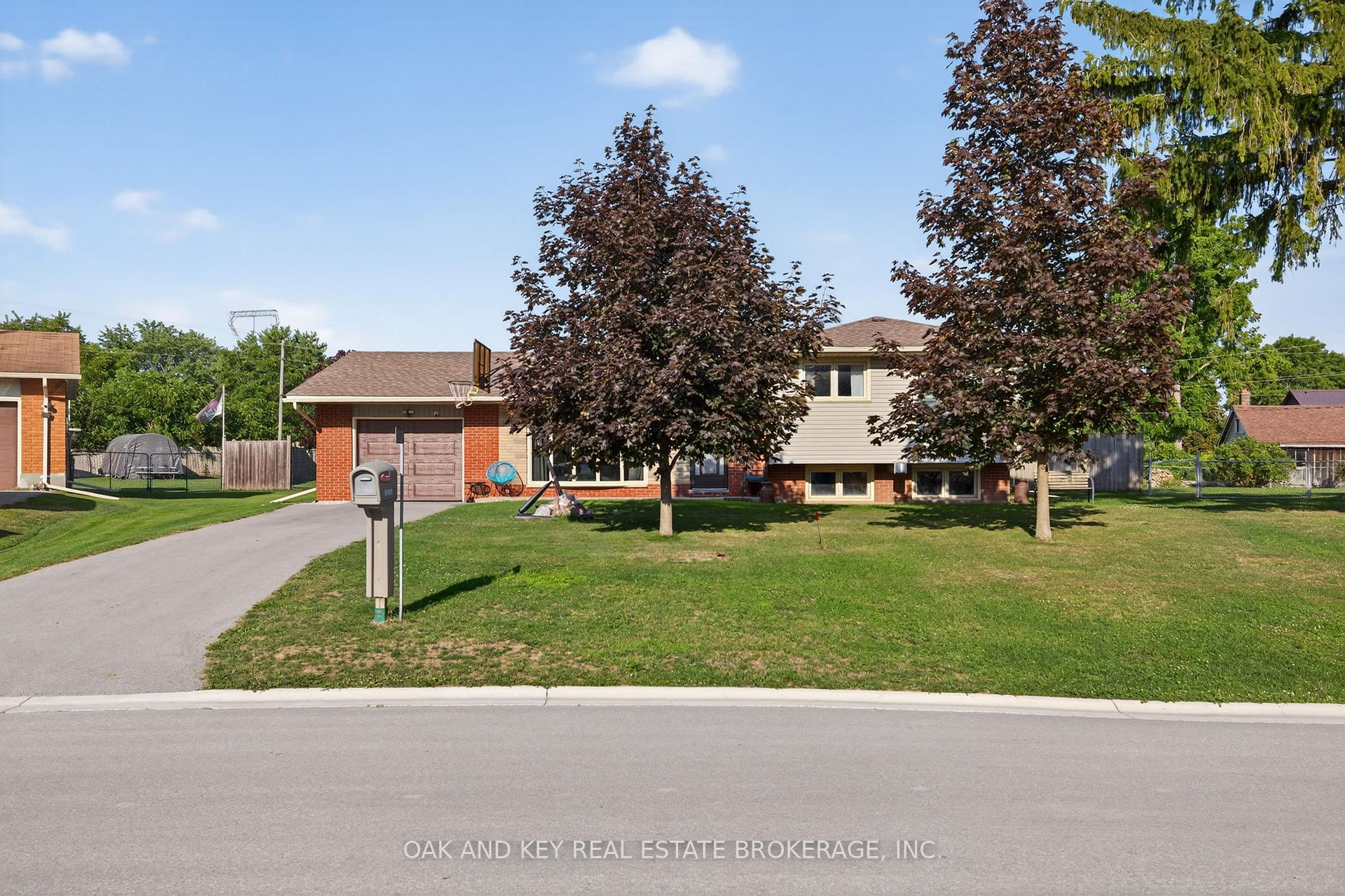 Photo 2 of 10103 Lynhurst Park Drive, Central Elgin, Lynhurst — HOMEH