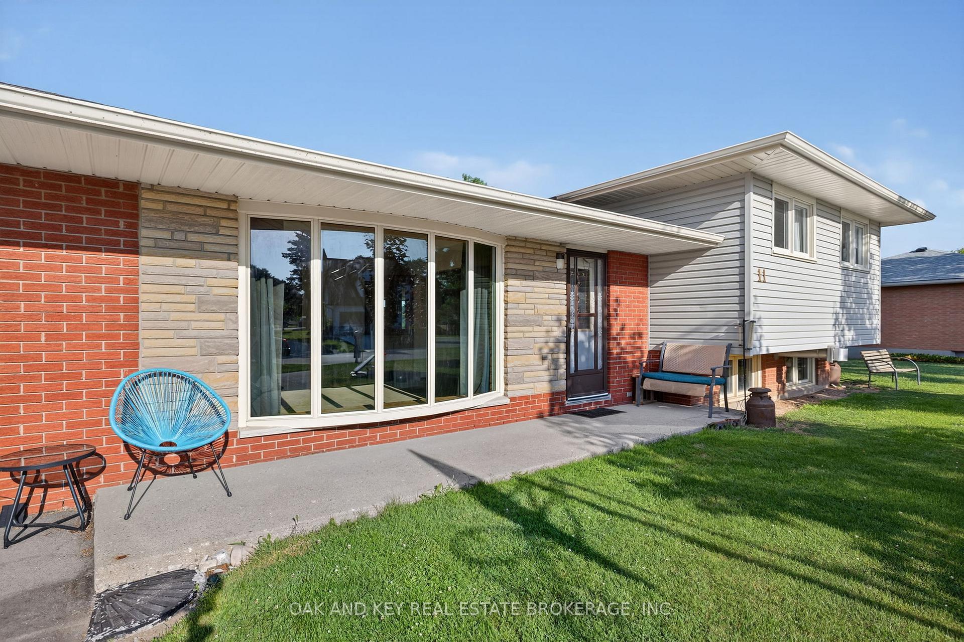 Photo 3 of 10103 Lynhurst Park Drive, Central Elgin, Lynhurst — HOMEH