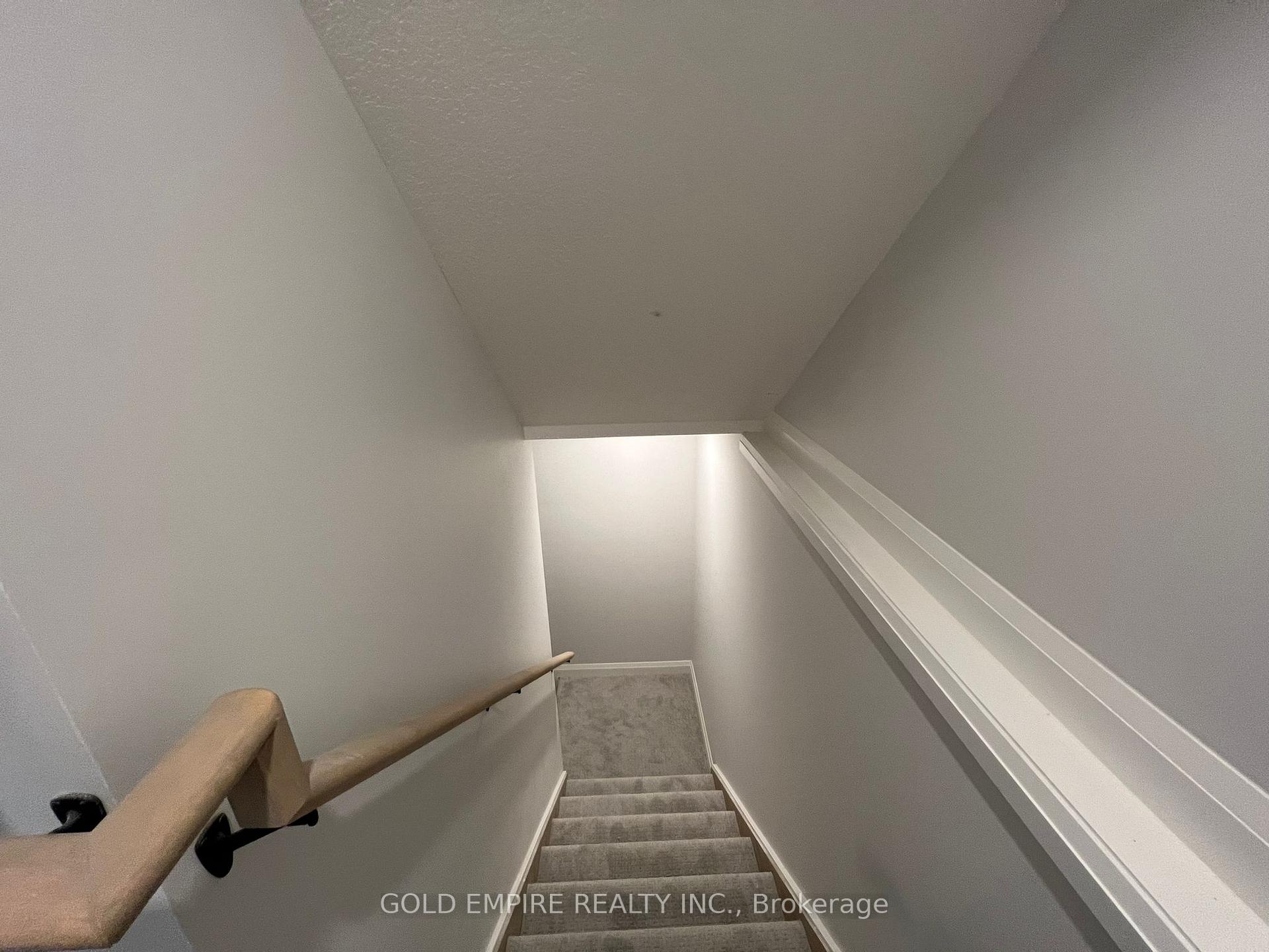 Photo 4 of 85 Stonefield Lane, Middlesex Centre, Ilderton — HOMEH