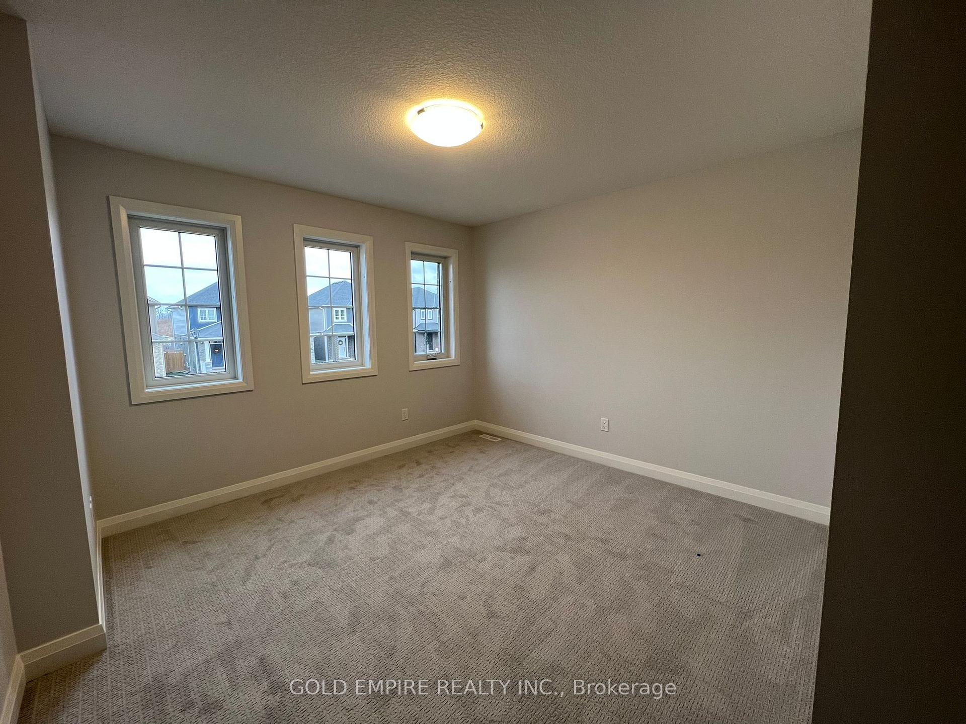 Photo 9 of 85 Stonefield Lane, Middlesex Centre, Ilderton — HOMEH