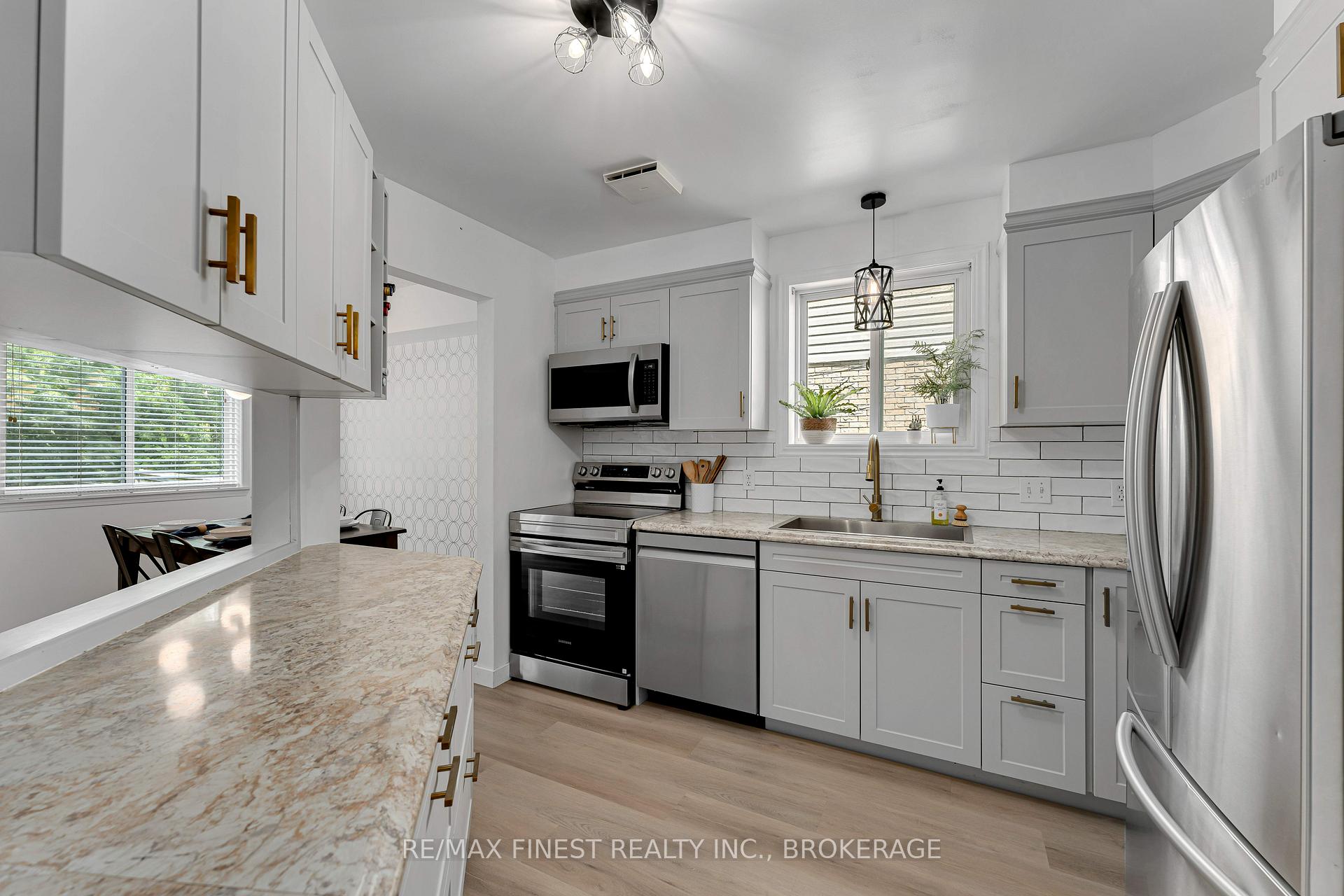 Photo 18 of 538 Garden Street, Gananoque — HOMEH