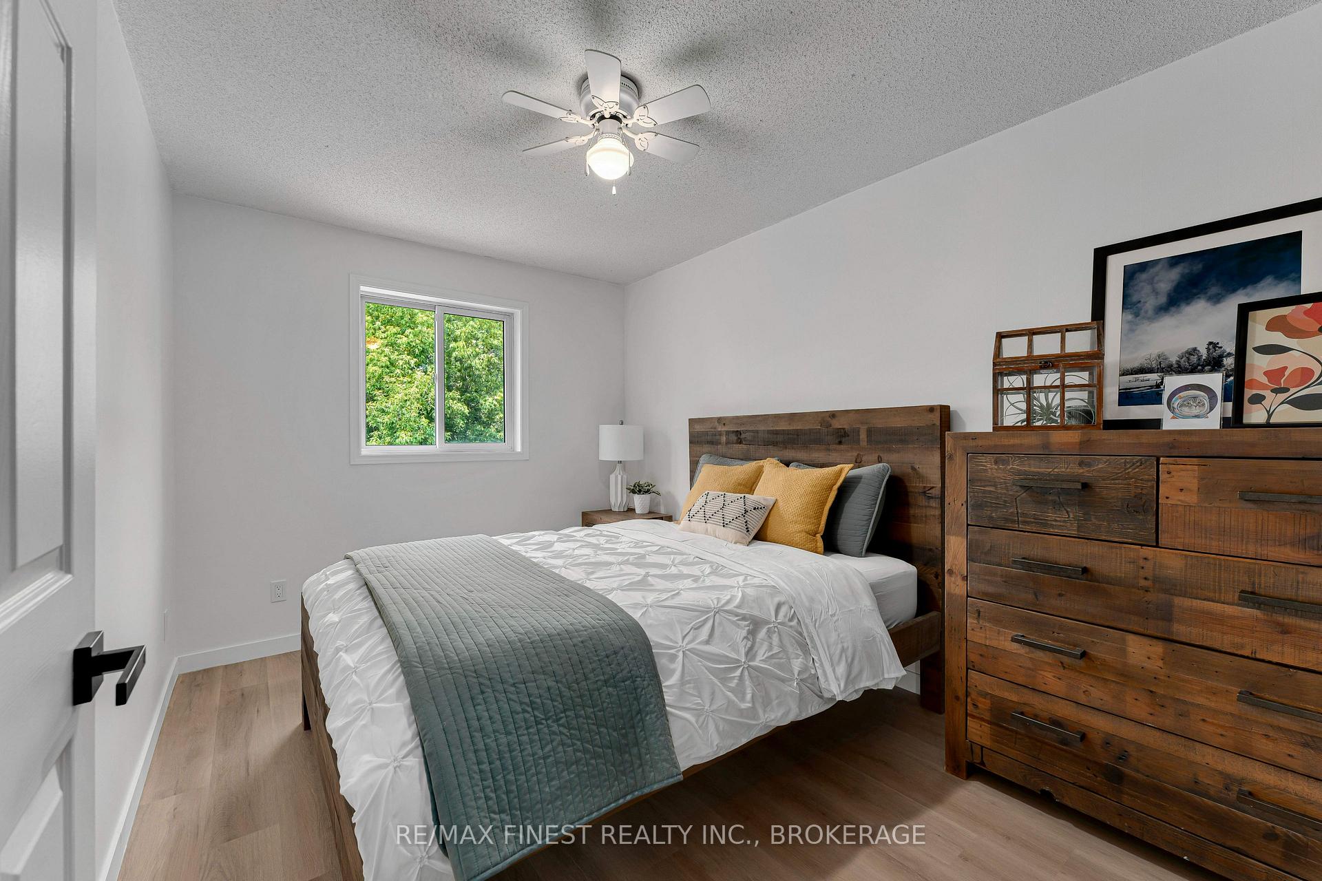 Photo 28 of 538 Garden Street, Gananoque — HOMEH