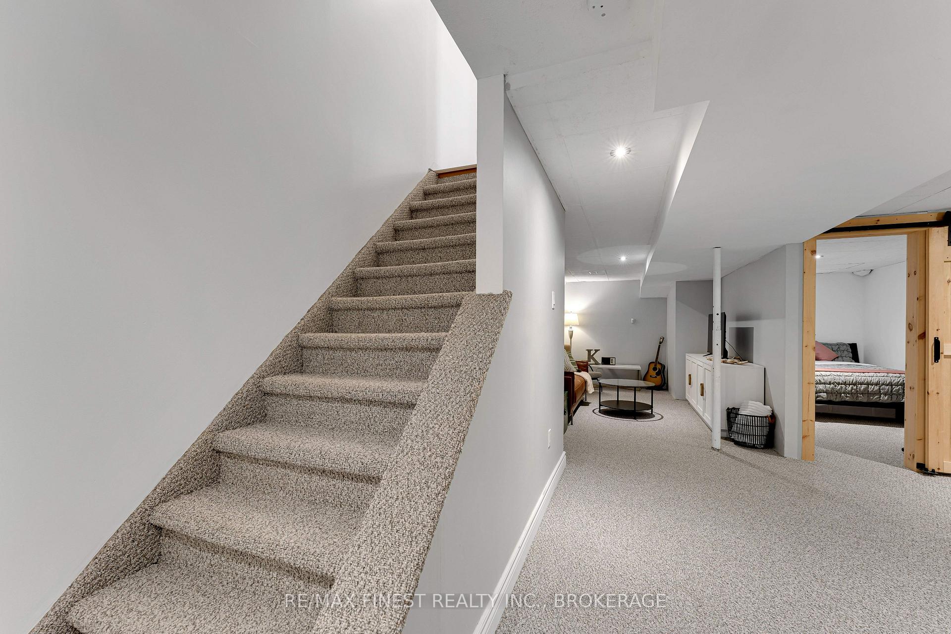 Photo 29 of 538 Garden Street, Gananoque — HOMEH