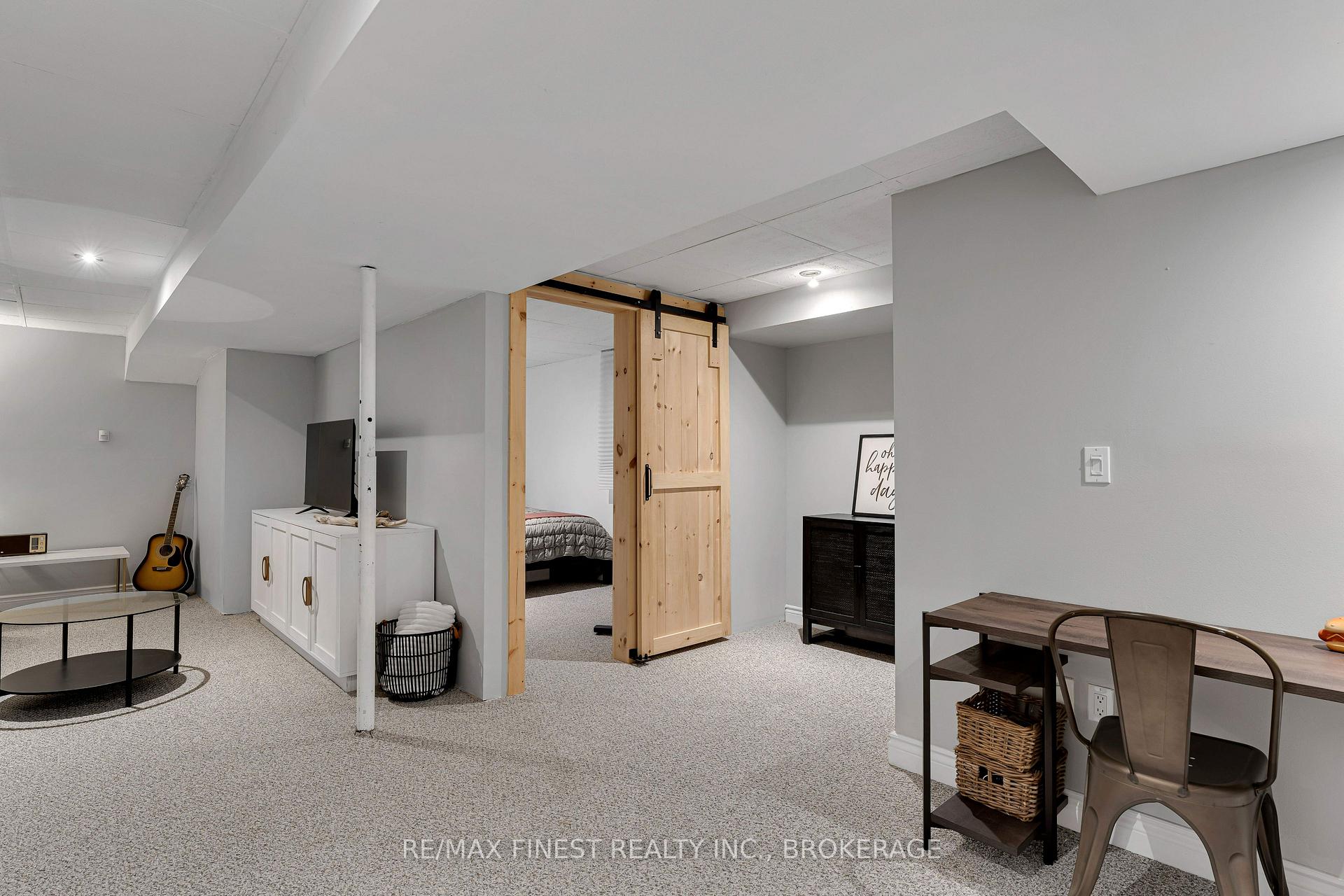 Photo 34 of 538 Garden Street, Gananoque — HOMEH