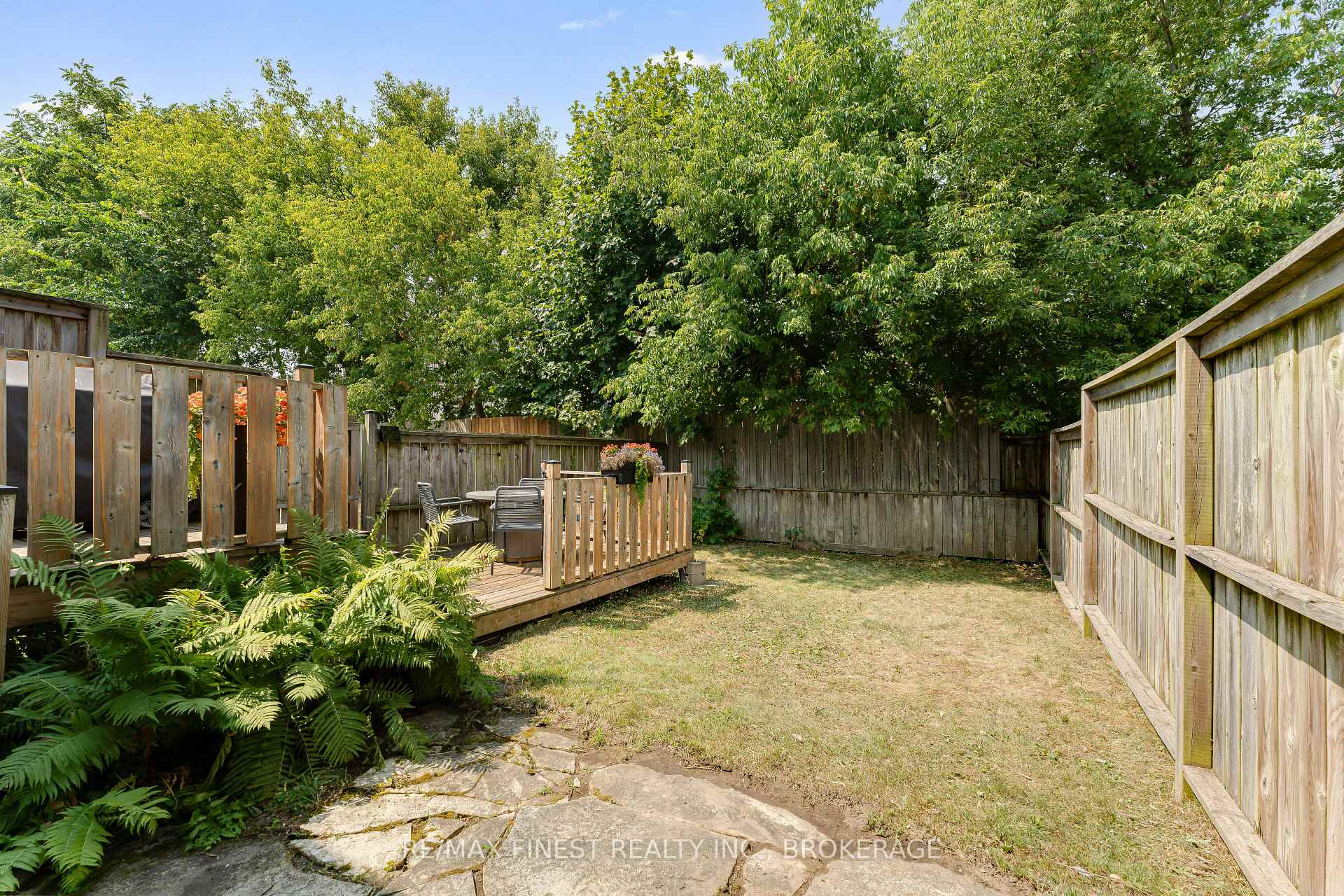 Photo 42 of 538 Garden Street, Gananoque — HOMEH