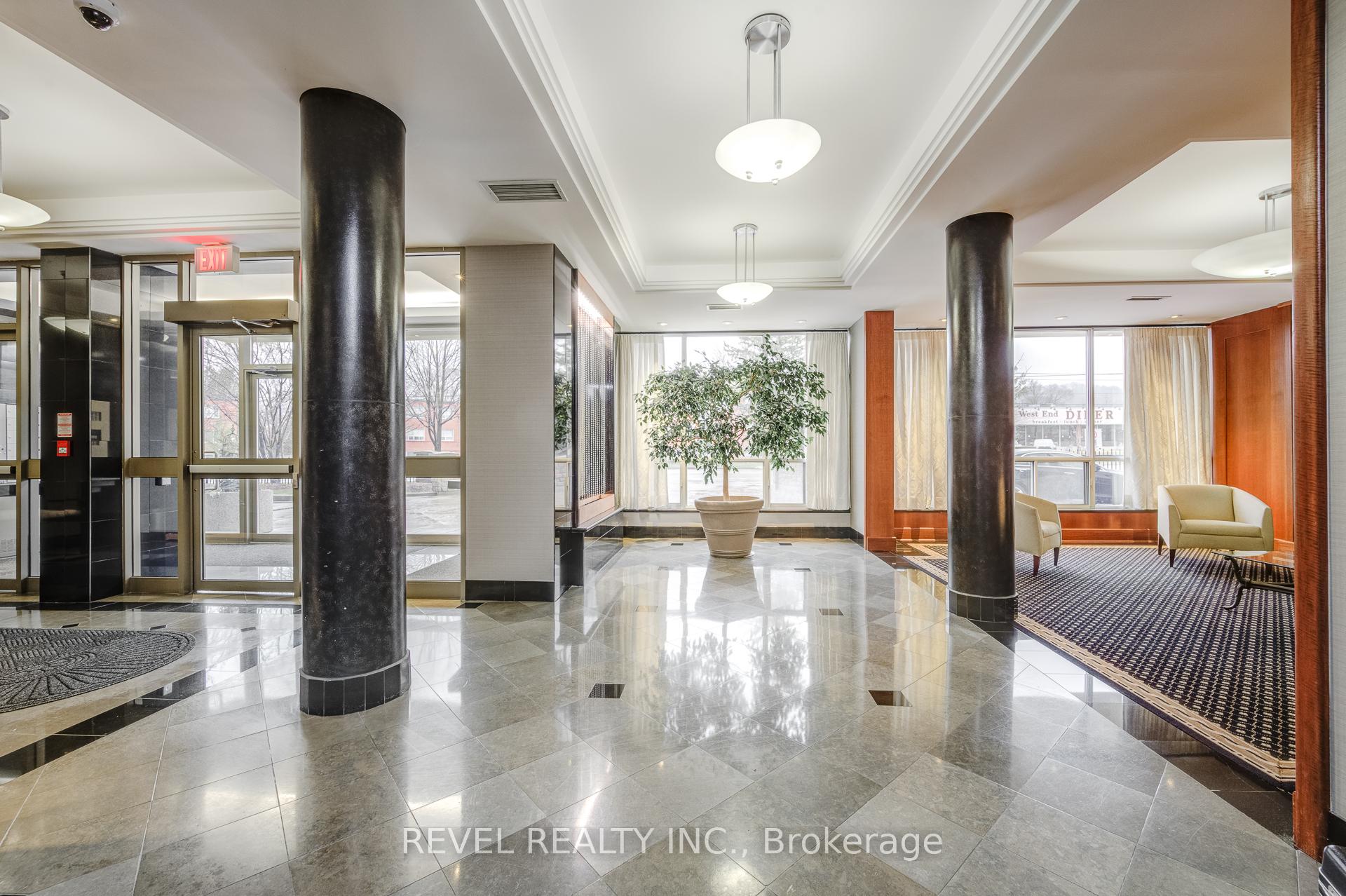 Photo 6 of Unit Ph5, 1770 Main Street W, Hamilton, Ainslie Wood — HOMEH