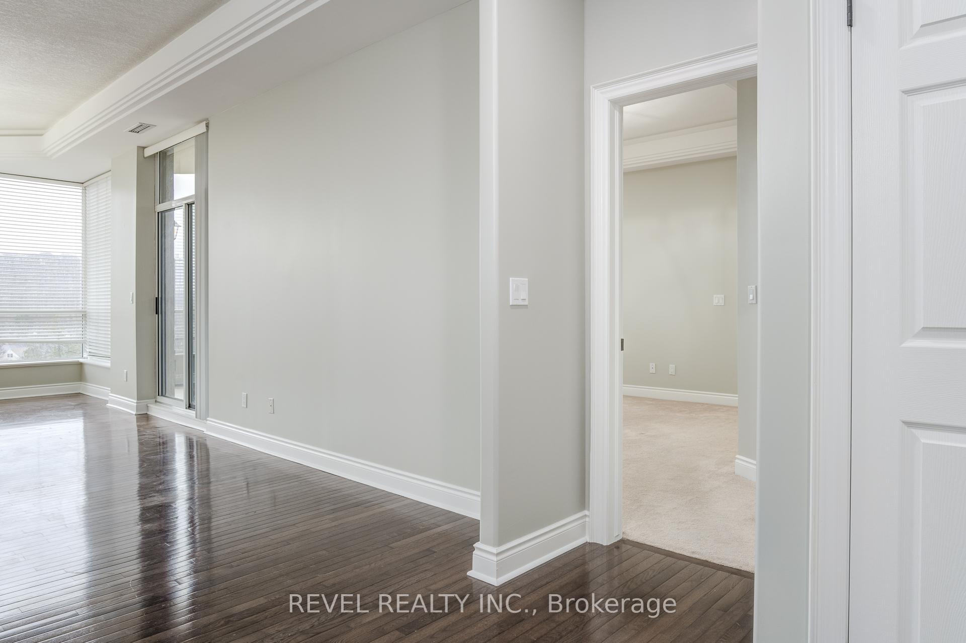 Photo 9 of Unit Ph5, 1770 Main Street W, Hamilton, Ainslie Wood — HOMEH