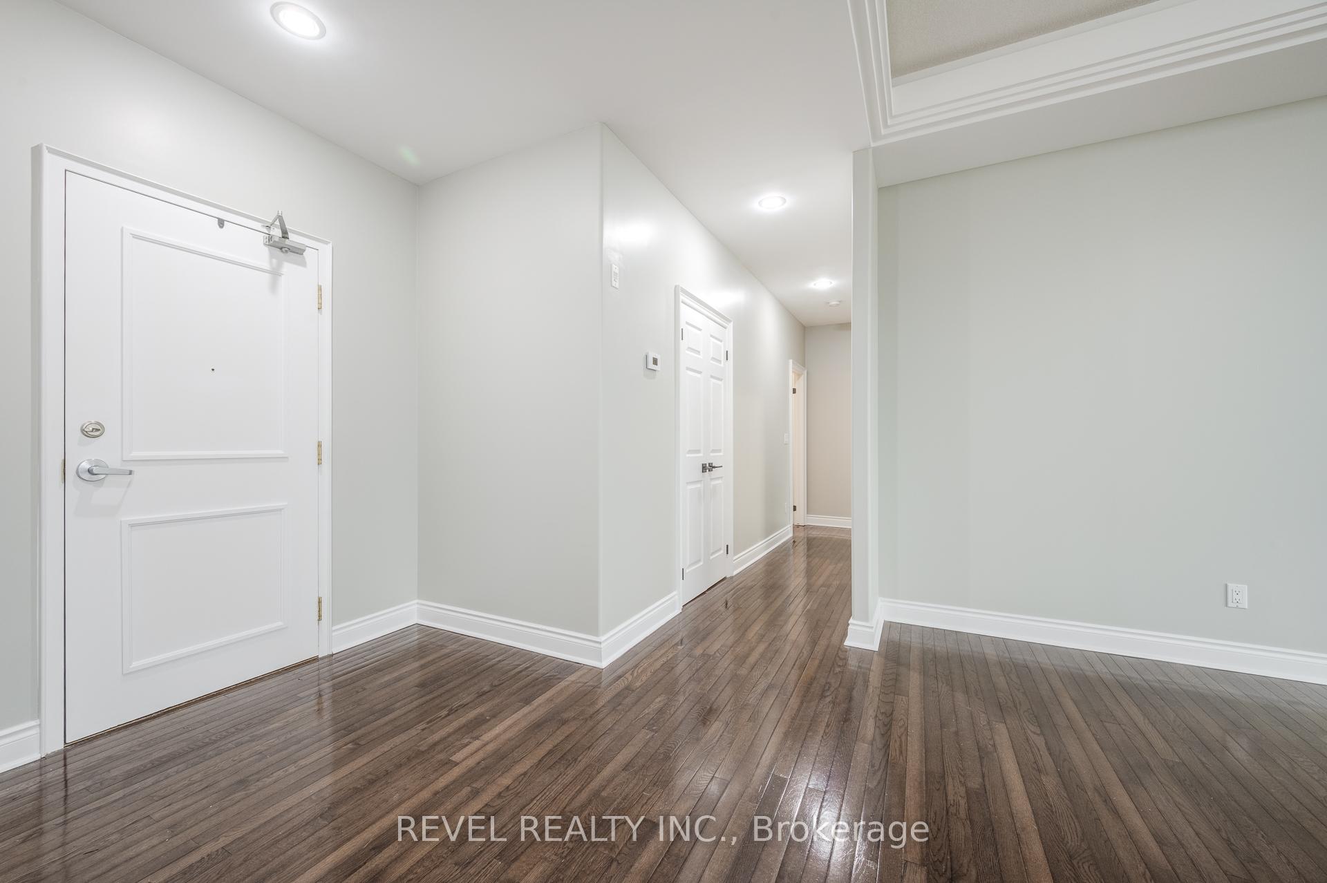 Photo 14 of Unit Ph5, 1770 Main Street W, Hamilton, Ainslie Wood — HOMEH