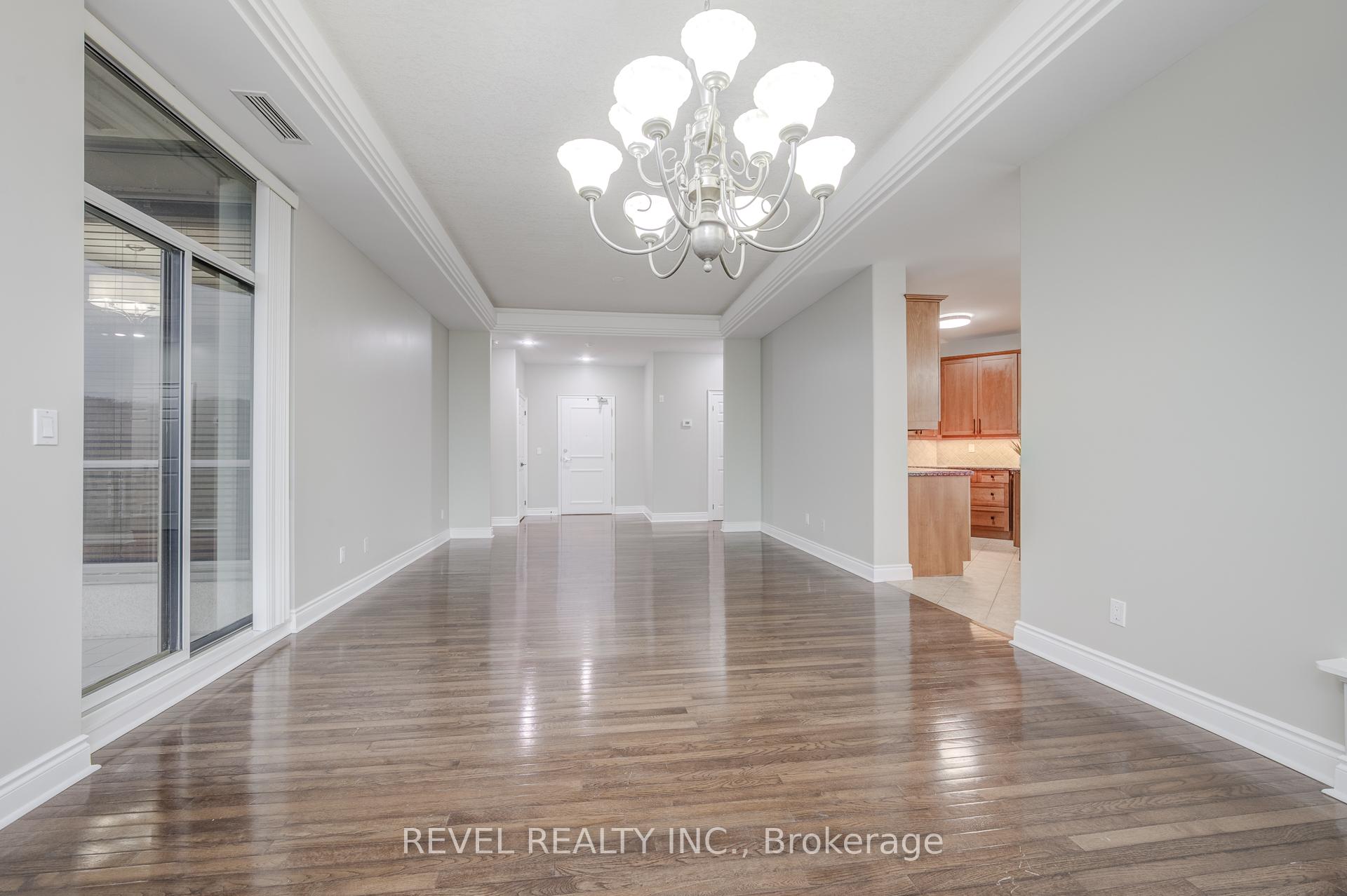 Photo 16 of Unit Ph5, 1770 Main Street W, Hamilton, Ainslie Wood — HOMEH