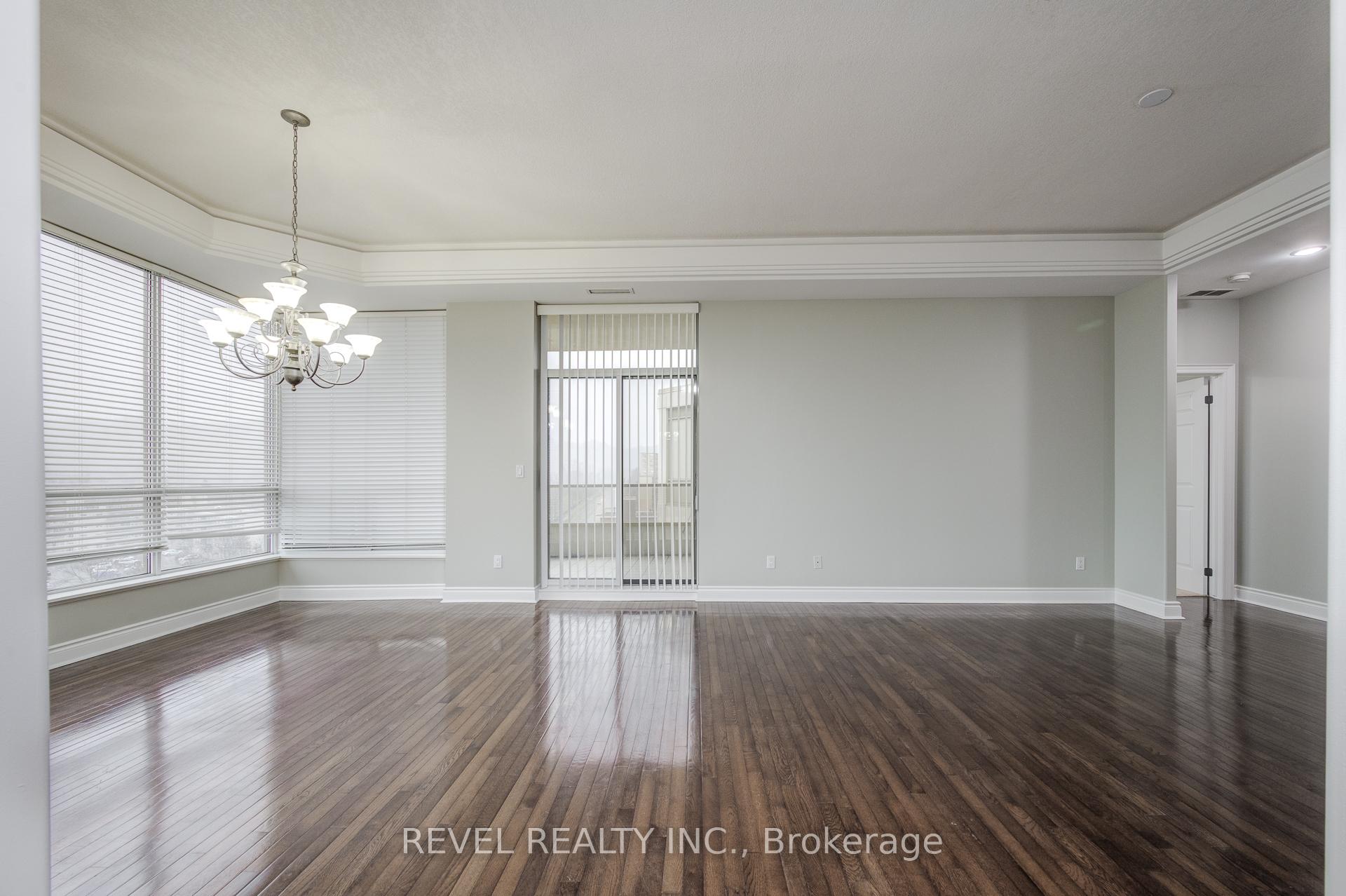 Photo 18 of Unit Ph5, 1770 Main Street W, Hamilton, Ainslie Wood — HOMEH