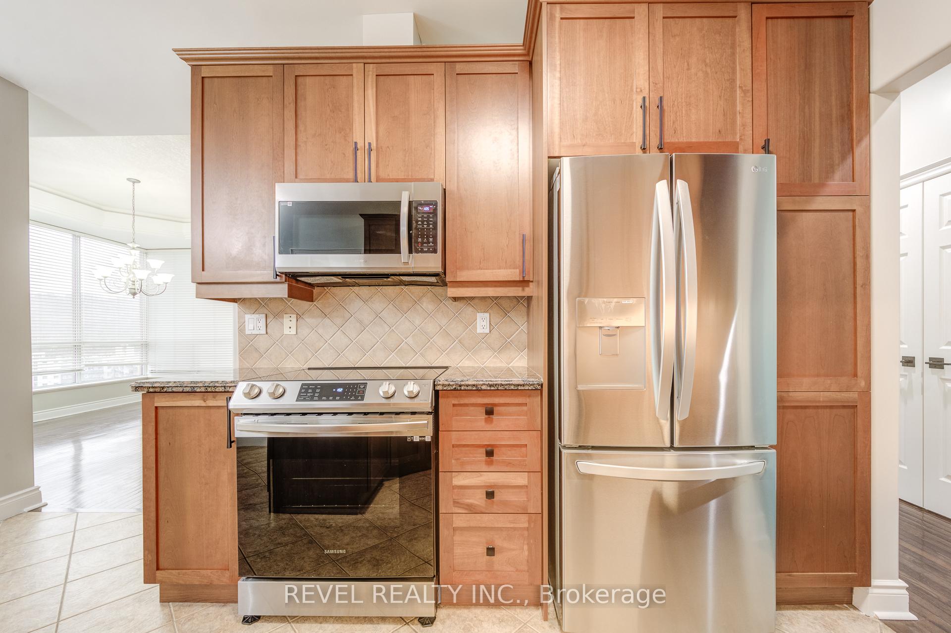 Photo 25 of Unit Ph5, 1770 Main Street W, Hamilton, Ainslie Wood — HOMEH