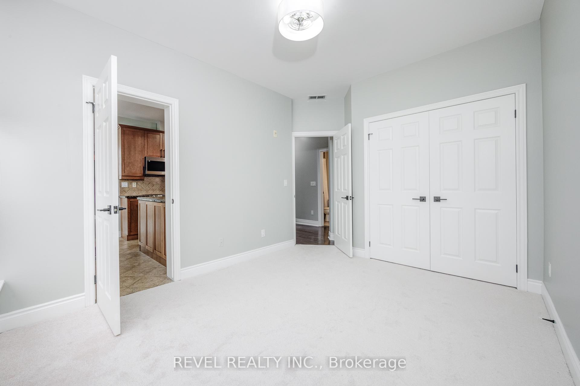Photo 26 of Unit Ph5, 1770 Main Street W, Hamilton, Ainslie Wood — HOMEH