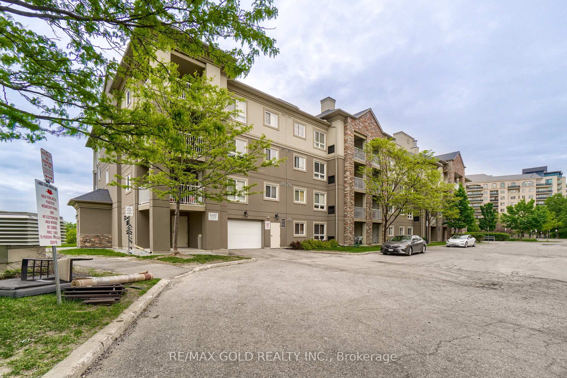Photo 1 of Unit 1217, 8 Dayspring Circle, Brampton, Goreway Drive Corridor — HOMEH