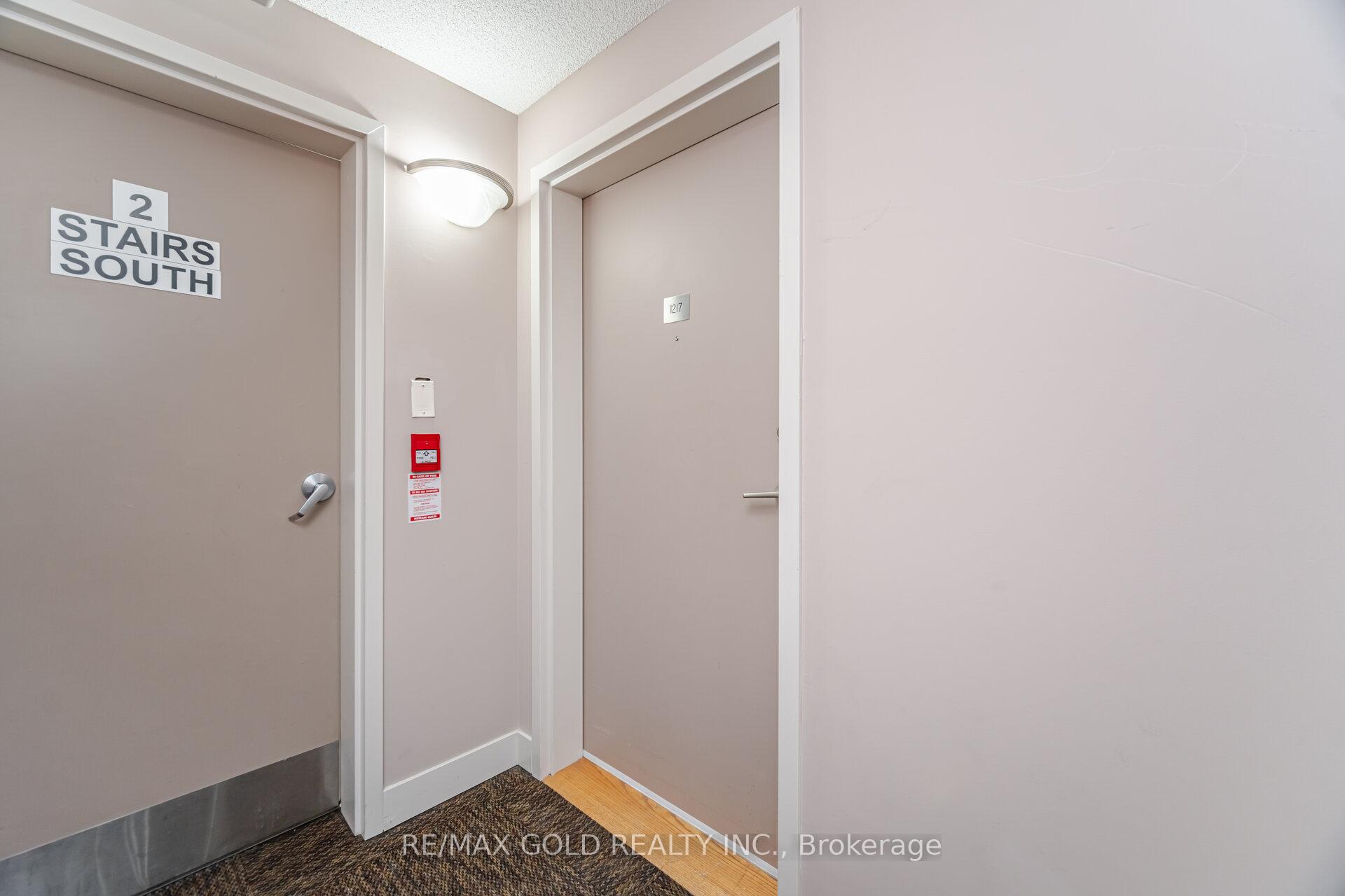 Photo 7 of Unit 1217, 8 Dayspring Circle, Brampton, Goreway Drive Corridor — HOMEH