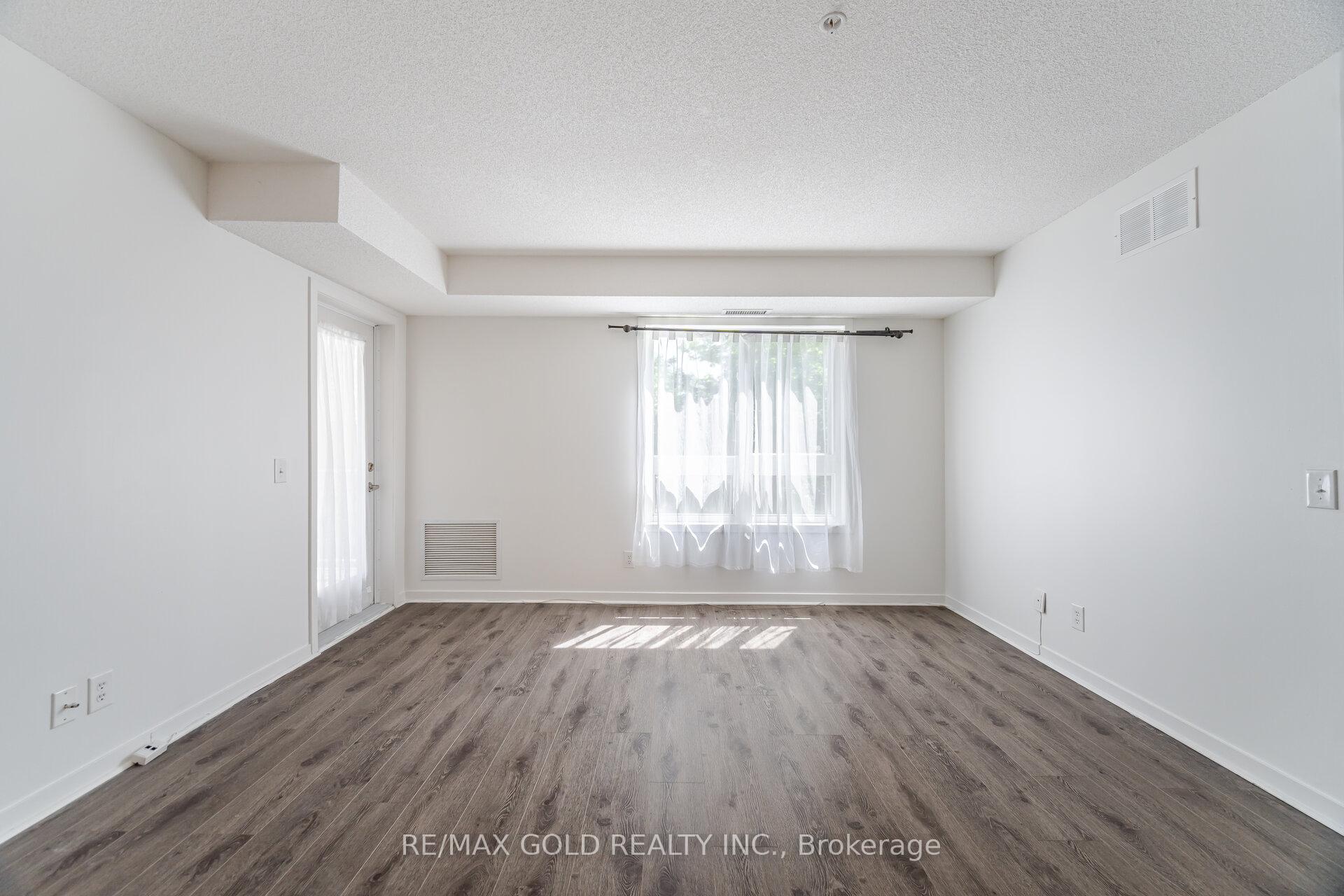 Photo 17 of Unit 1217, 8 Dayspring Circle, Brampton, Goreway Drive Corridor — HOMEH
