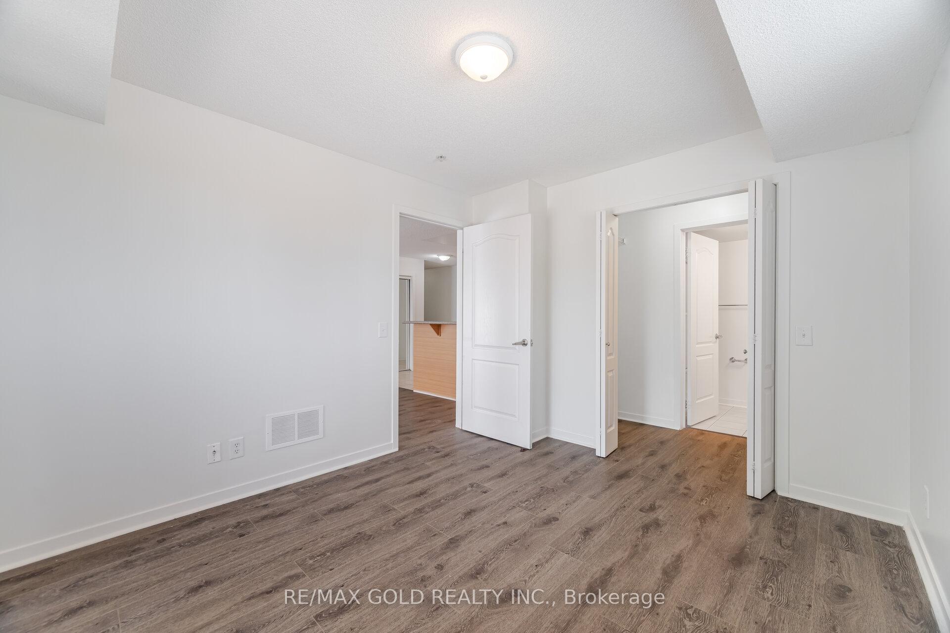 Photo 25 of Unit 1217, 8 Dayspring Circle, Brampton, Goreway Drive Corridor — HOMEH