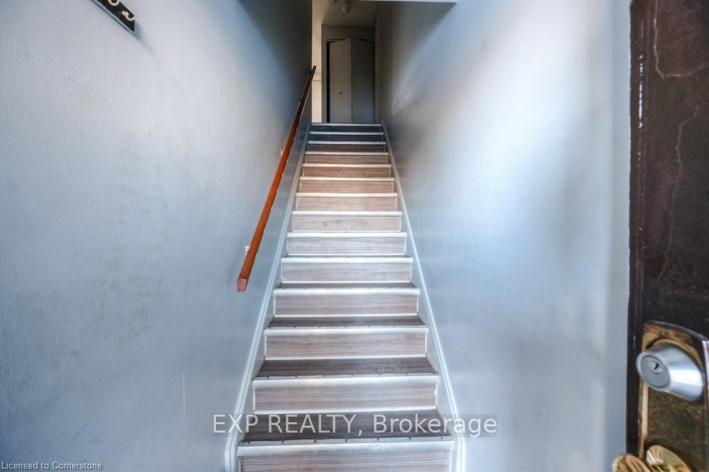 Photo 2 of Unit 40, 1200 Courtland Avenue E, Kitchener — HOMEH