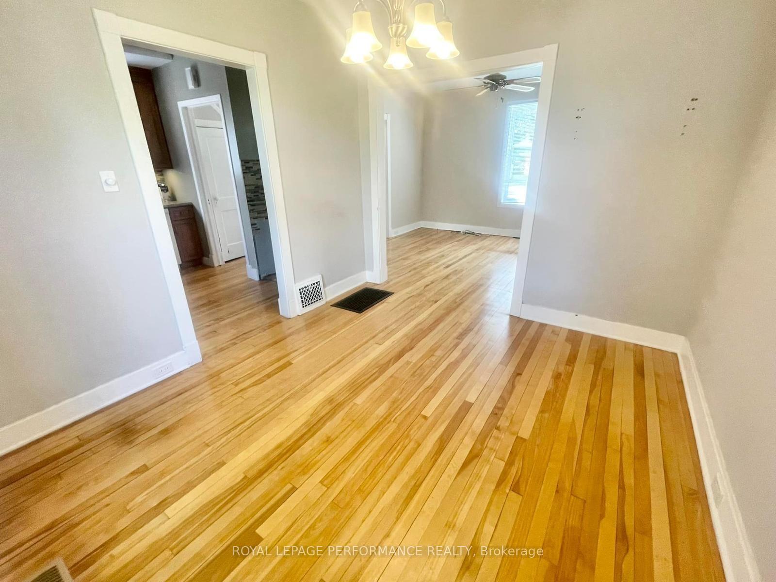 Photo 2 of 411 Marlborough Street N, Cornwall — HOMEH
