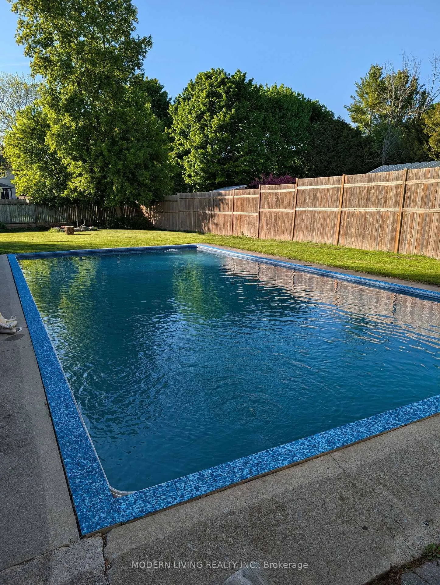 Photo 36 of 5979 Perth Street SE, Ottawa, Richmond — HOMEH