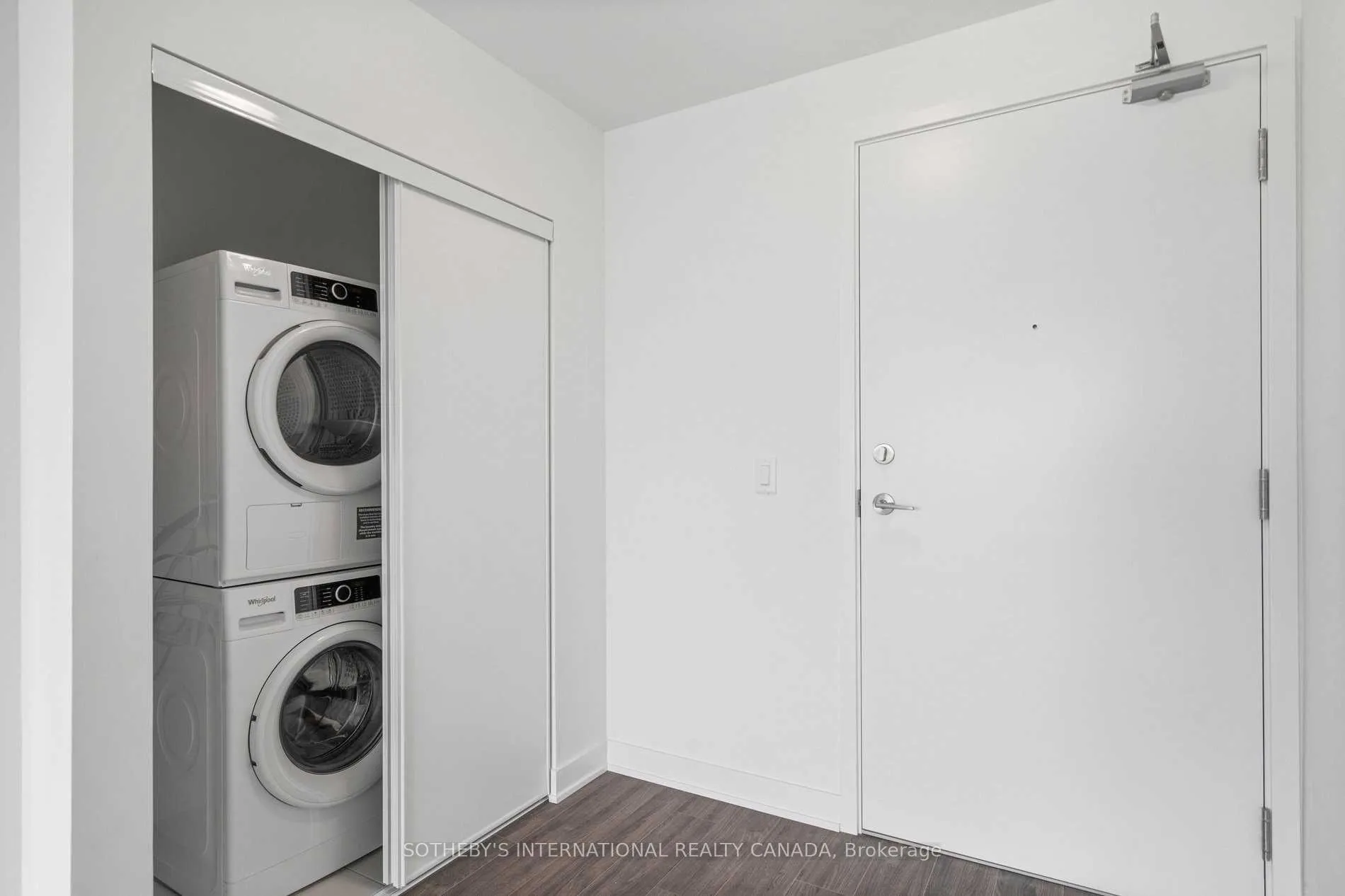 Photo 3 of Unit 303, 681 Yonge Street, Barrie, Painswick South — HOMEH
