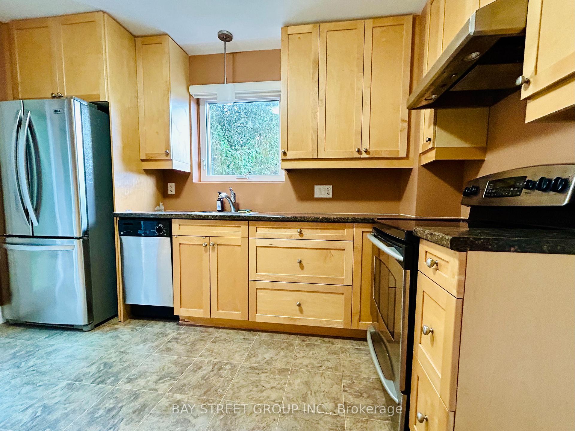 Photo 7 of 25 Glass Drive, Aurora, Aurora Highlands — HOMEH