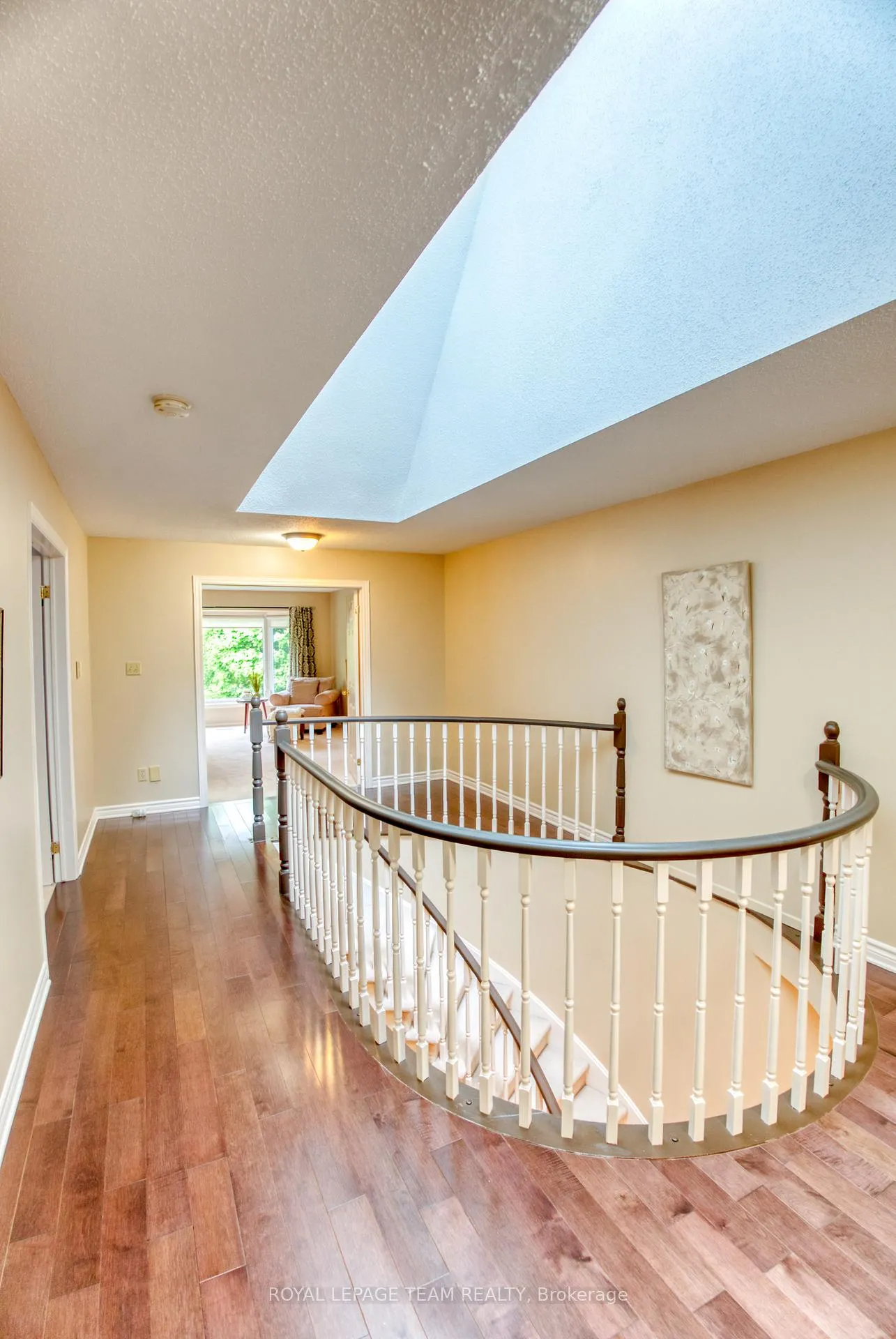 Photo 17 of 27 Sherk Crescent, Ottawa, Kanata - Kanata Lakes/Heritage Hills — HOMEH