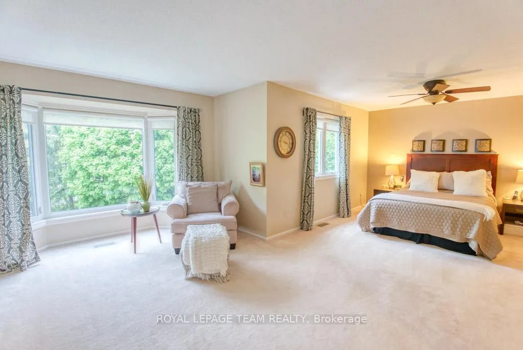Photo 18 of 27 Sherk Crescent, Ottawa, Kanata - Kanata Lakes/Heritage Hills — HOMEH