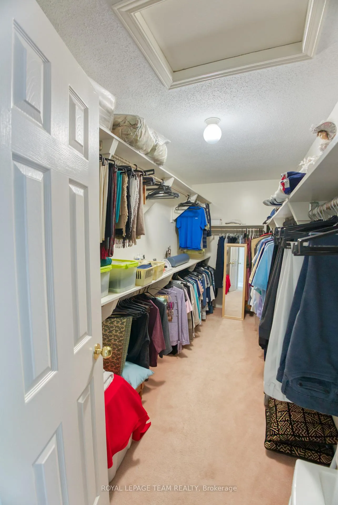Photo 22 of 27 Sherk Crescent, Ottawa, Kanata - Kanata Lakes/Heritage Hills — HOMEH