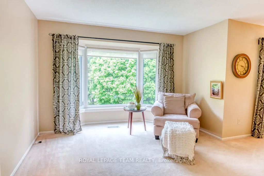 Photo 26 of 27 Sherk Crescent, Ottawa, Kanata - Kanata Lakes/Heritage Hills — HOMEH