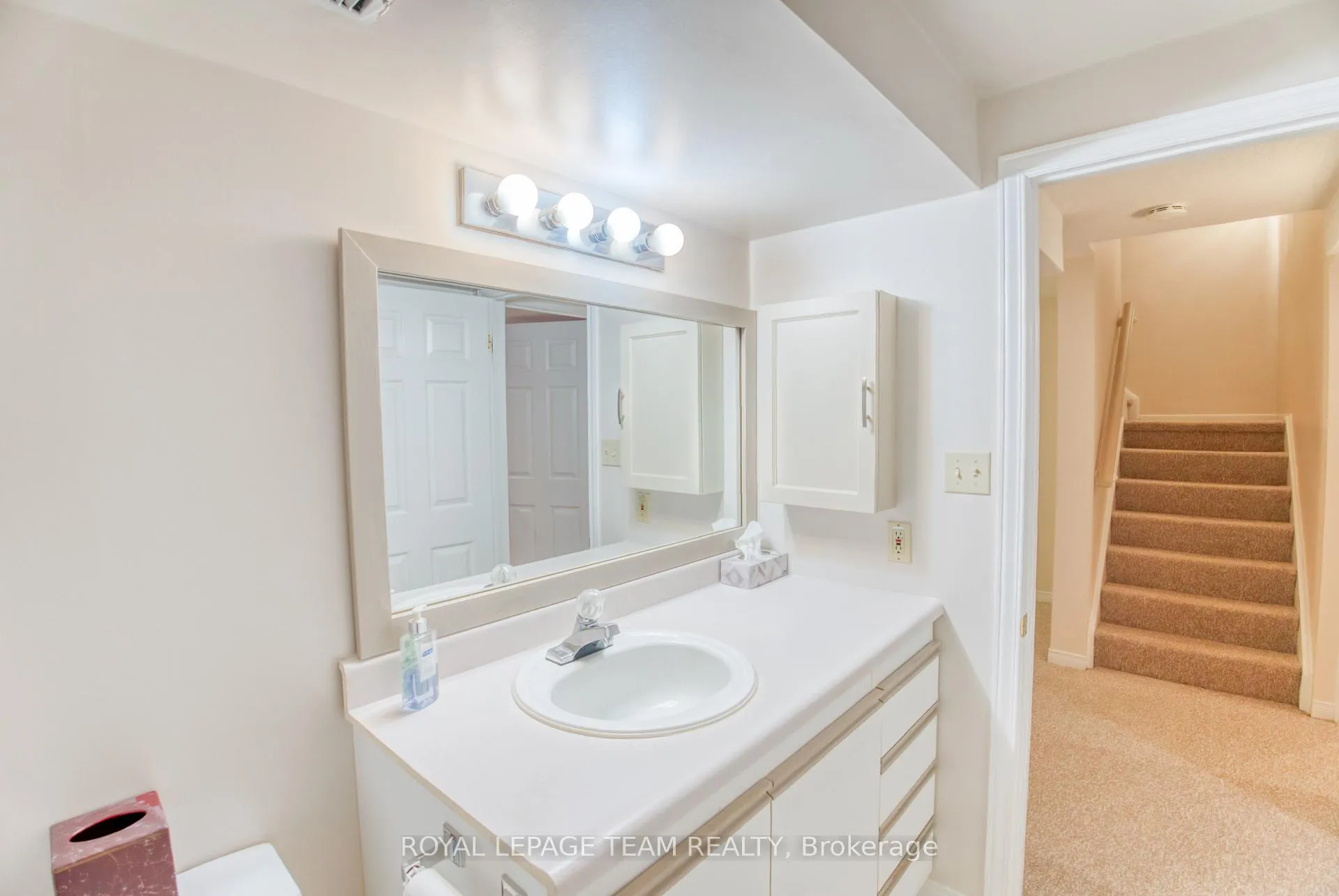 Photo 31 of 27 Sherk Crescent, Ottawa, Kanata - Kanata Lakes/Heritage Hills — HOMEH