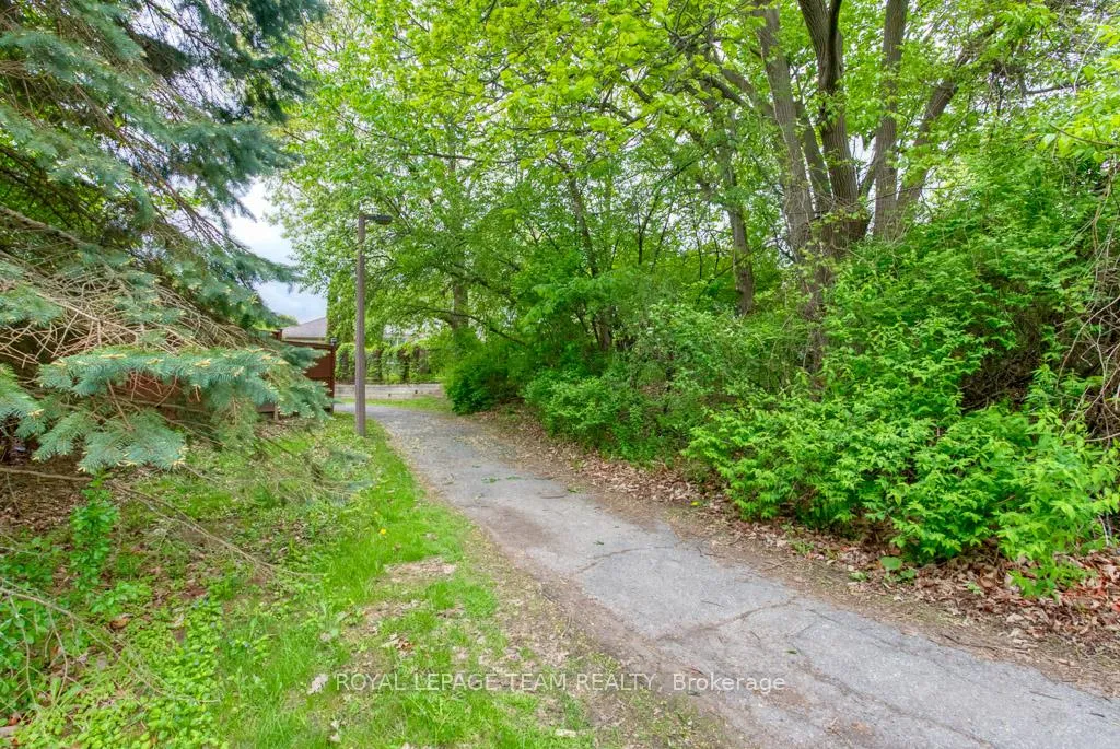 Photo 37 of 27 Sherk Crescent, Ottawa, Kanata - Kanata Lakes/Heritage Hills — HOMEH