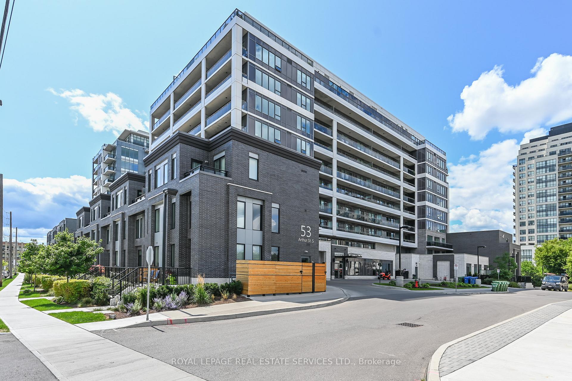Front of Unit 314, 53 Arthur Street S