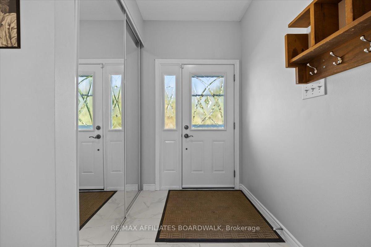 Photo 2 of 4 Castlemore Street, Ottawa, Barrhaven East — HOMEH