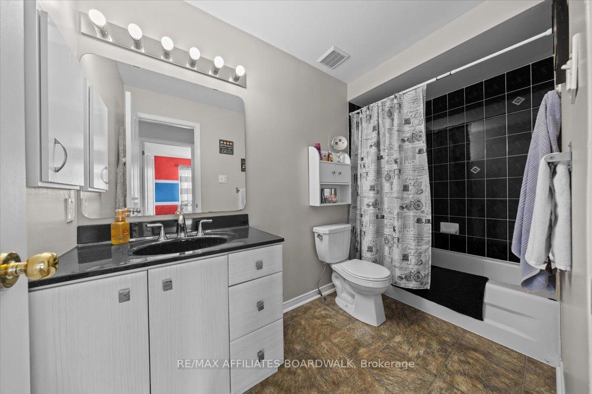 Photo 23 of 4 Castlemore Street, Ottawa, Barrhaven East — HOMEH