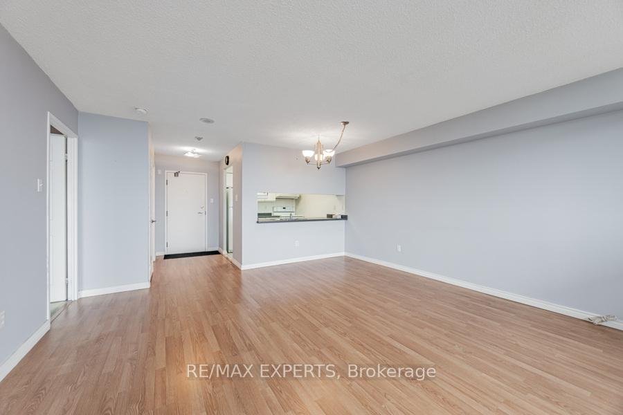 Photo 5 of Unit 611, 12 Laurelcrest Street, Brampton, Queen Street Corridor — HOMEH