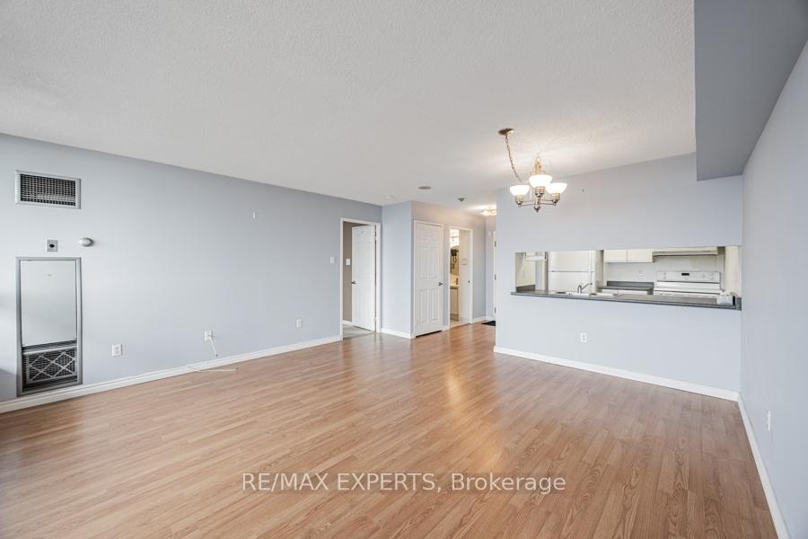 Photo 6 of Unit 611, 12 Laurelcrest Street, Brampton, Queen Street Corridor — HOMEH
