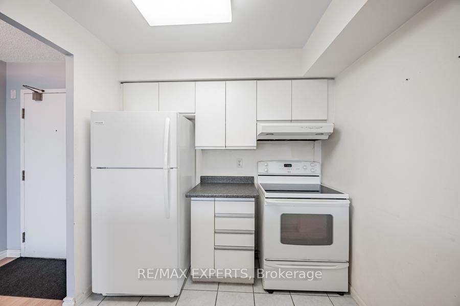 Photo 8 of Unit 611, 12 Laurelcrest Street, Brampton, Queen Street Corridor — HOMEH