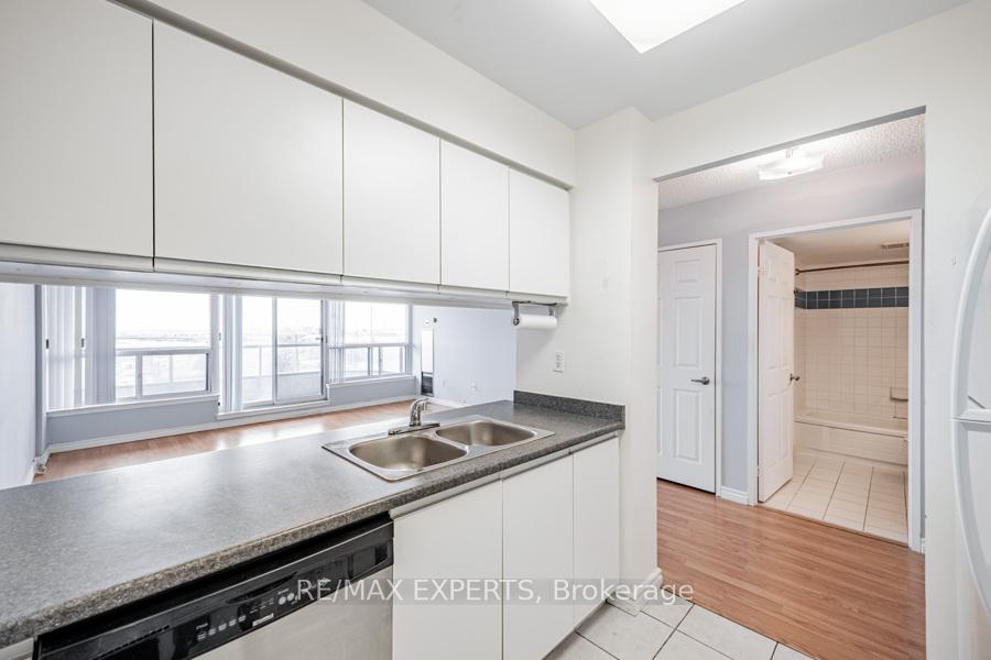 Photo 9 of Unit 611, 12 Laurelcrest Street, Brampton, Queen Street Corridor — HOMEH