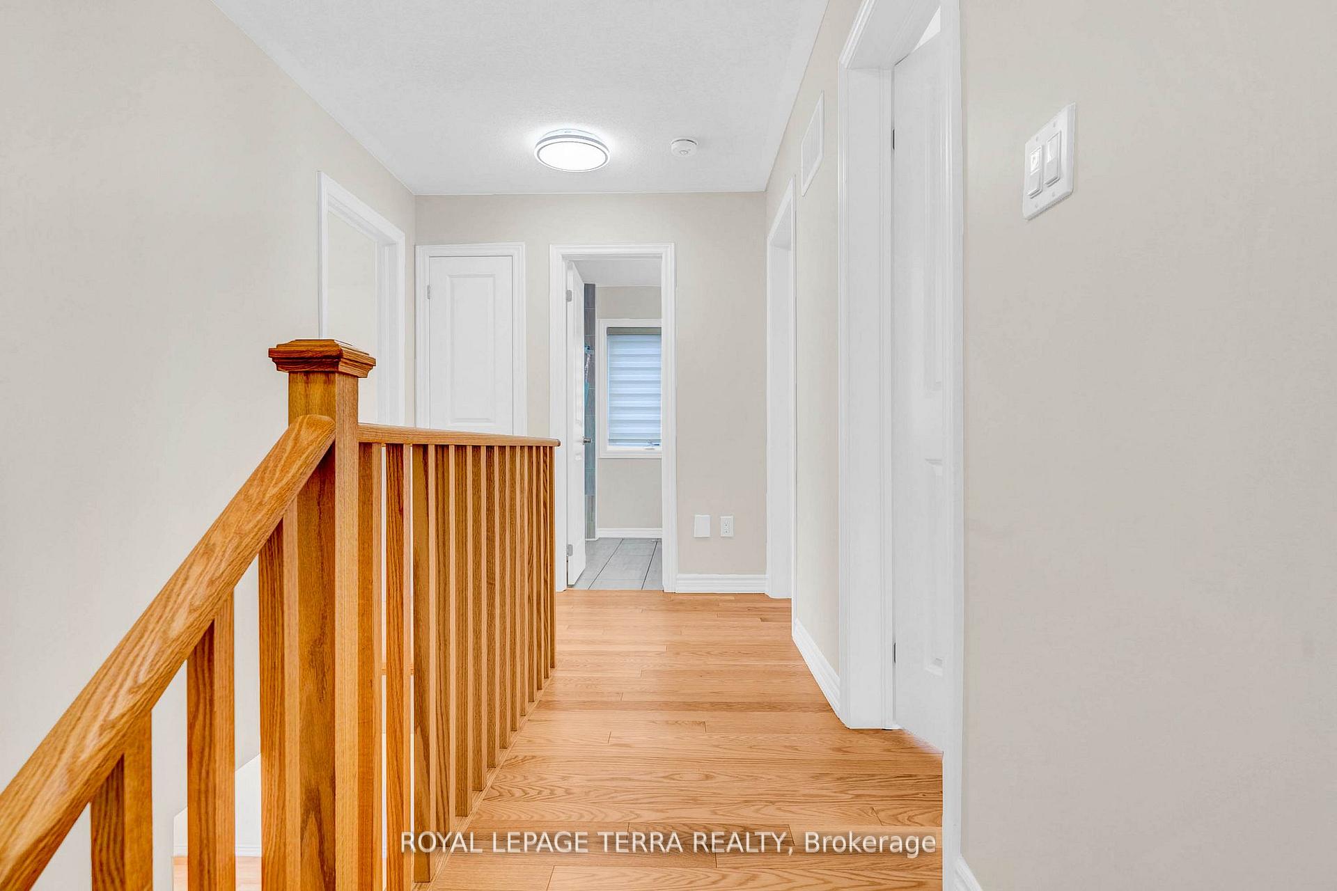 Photo 18 of 112 Nottingham Road, Barrie, 400 East — HOMEH