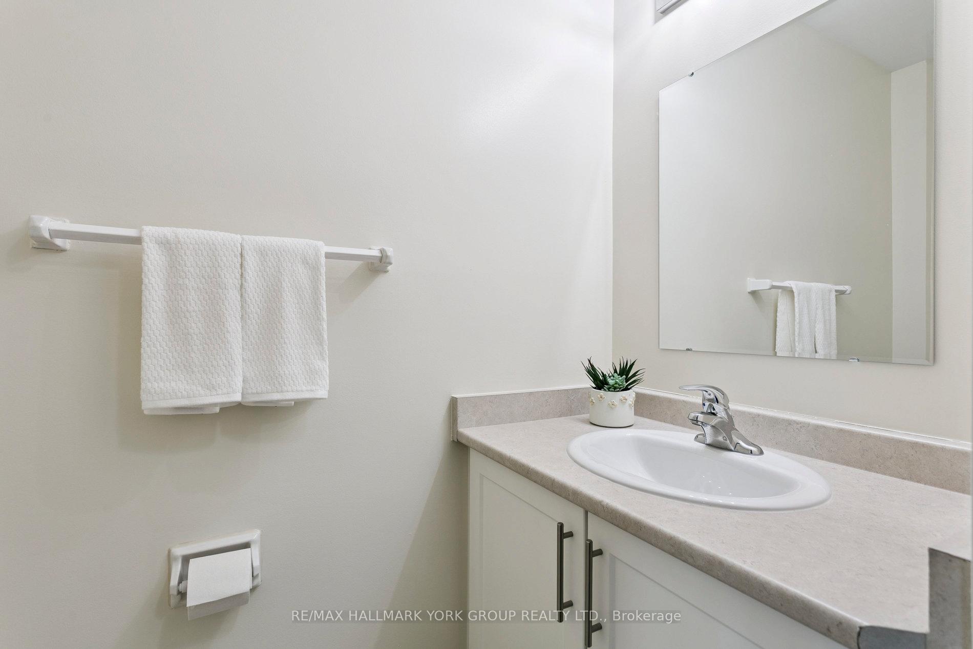 Photo 8 of Unit 6, 51 John Street, Brampton, Downtown Brampton — HOMEH